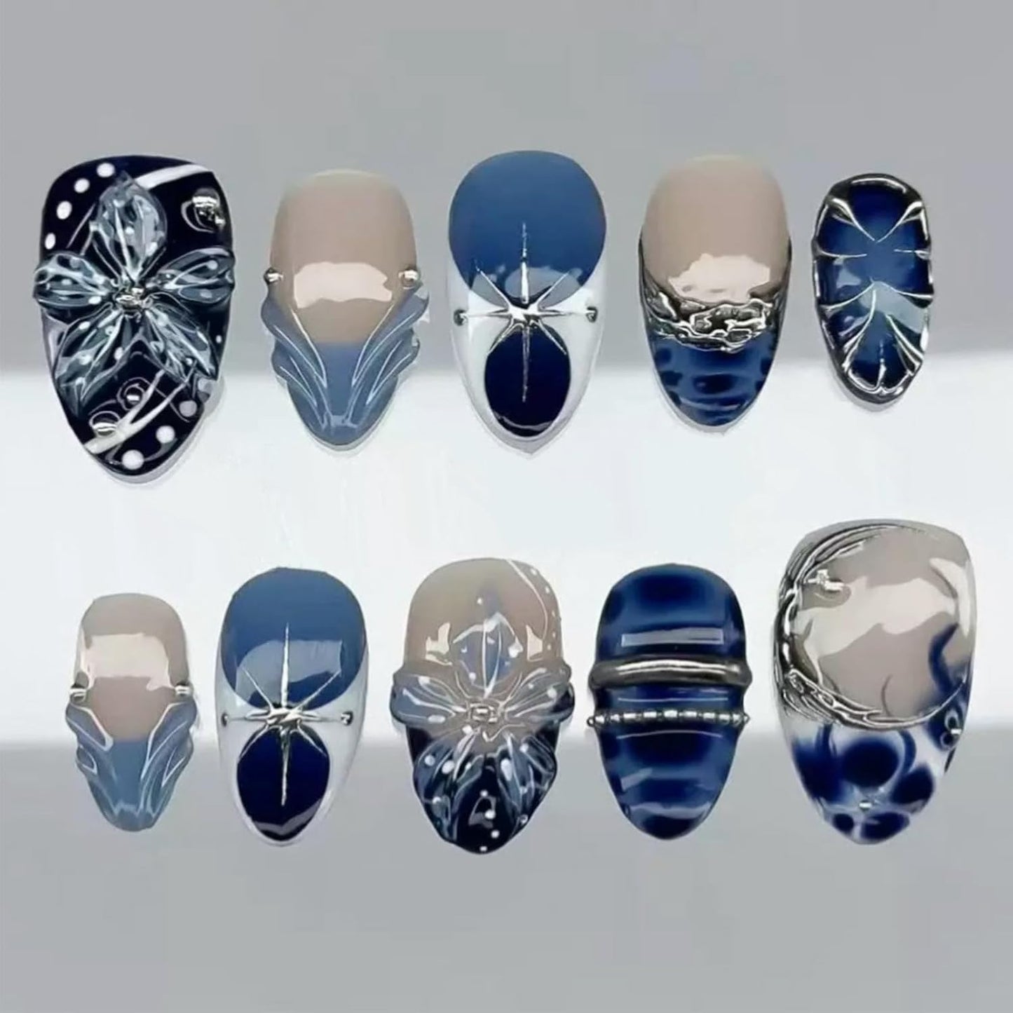 Patriotic Press-On Nails - 30 Pcs Short Almond Fake Nails in Red, White & Blue | Cute Independence Day Designs