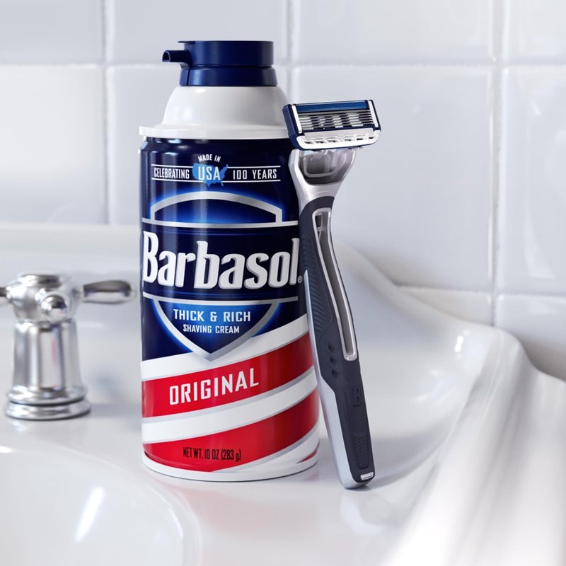 Barbasol Ultra 6 Plus Value Pack | Premium 6-Blade Disposable Razors | Disposable Shaving Razor Bundle | Close Shave Technology, UltraTrimmer 7th Blade, Pivoting Head (1 Pack / 3 Total Razors)