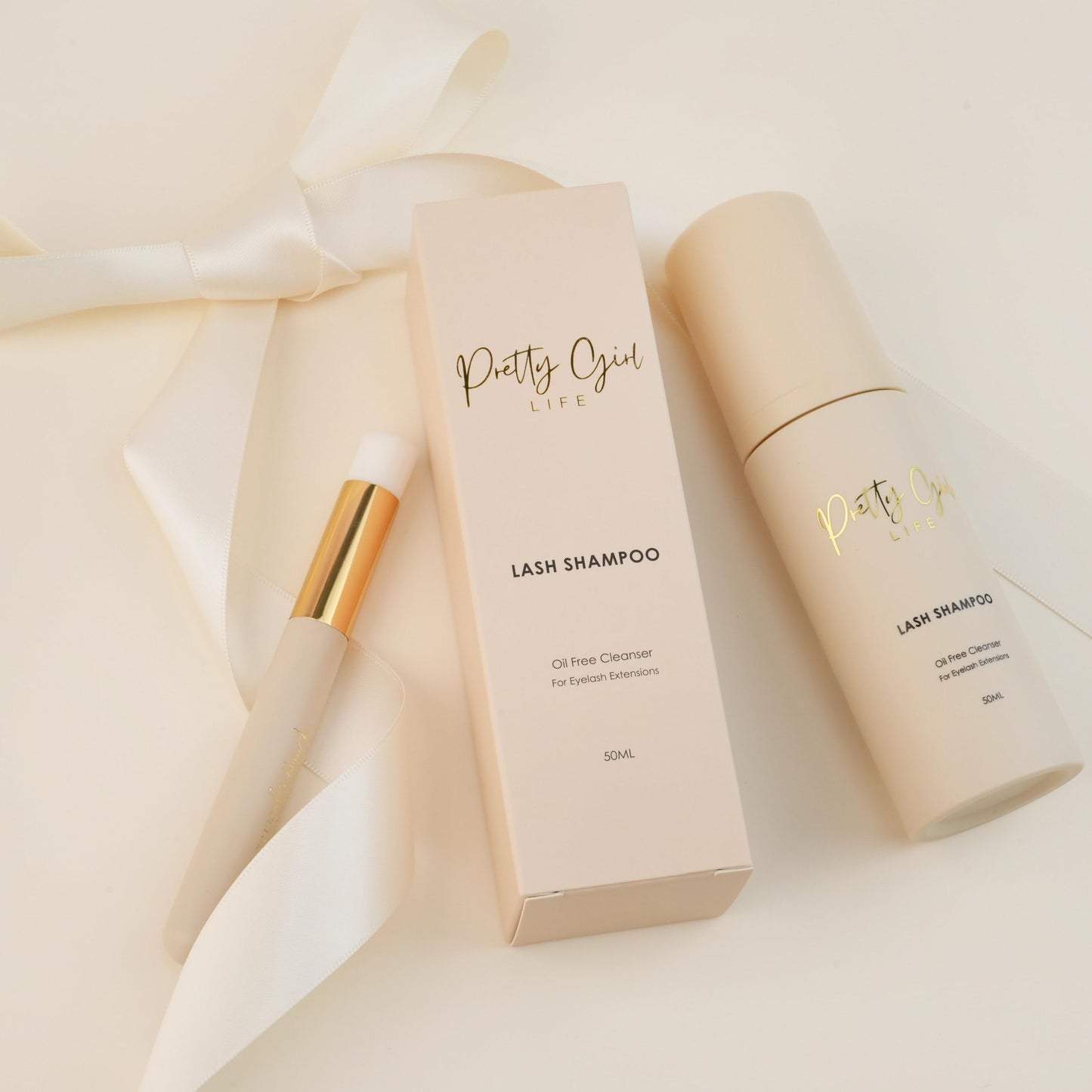Pretty Girl Life Lash Shampoo for Eyelash Extensions Unscented Eyelash Extension Cleanser Foam Gentle Lash Wash for Natural Lashes and Cluster Lashes Makeup Remover with Brush