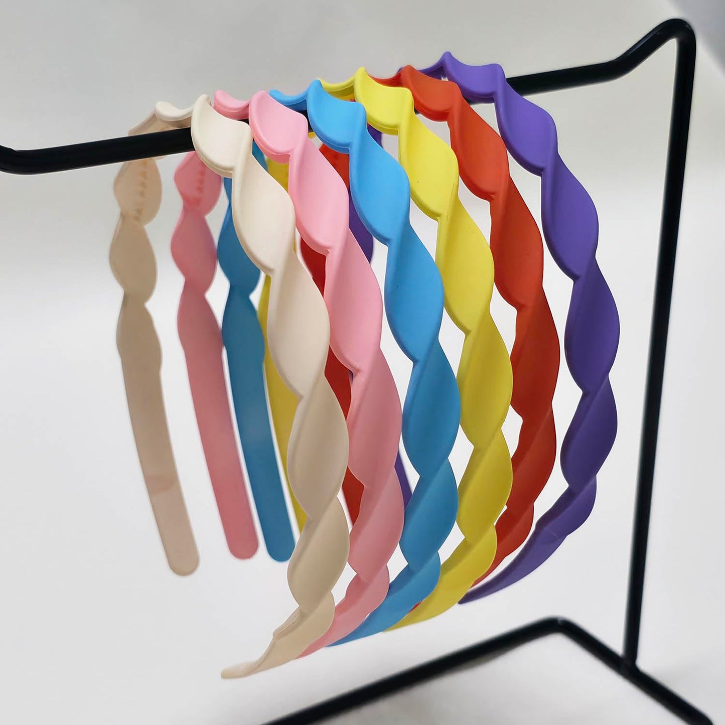 Wavy Plastic Headbands for Girls & Women - 6pcs Non-Slip Scalloped Design | Matte Flexible Hair Accessories