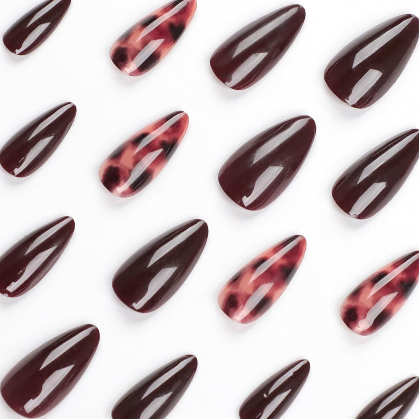 Brown Press on Nails Almond Medium Tortoise Shell Nails Press on Fake Nails with Designs Cheetah False Nails Gel Artificial Acrylic Nail Black Fingernails Full Cover Stick on Nails for Women 24Pcs