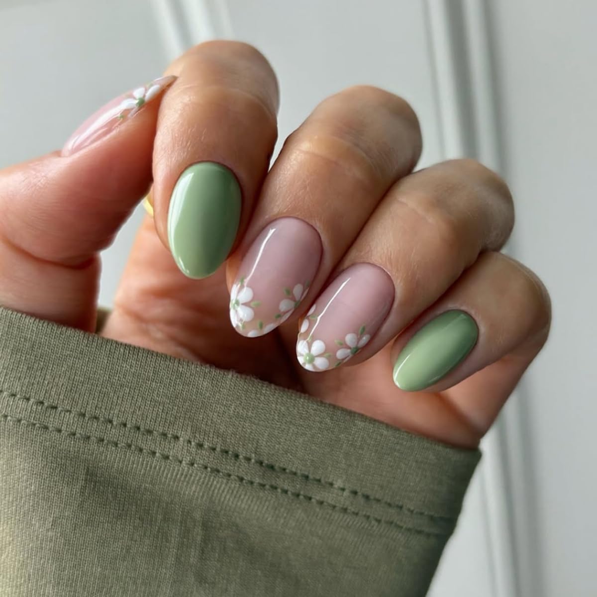 Lemon Press-On Nails - Short Oval Yellow | Fresh Fruit Design, Skin-Friendly & Trimable for Summer Fun