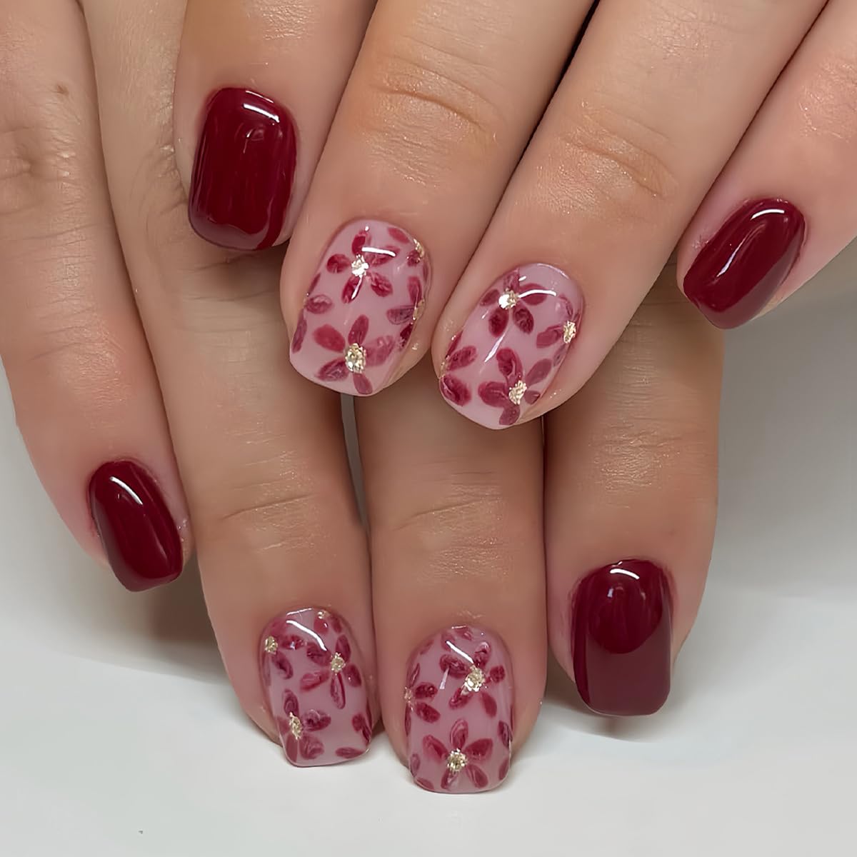 Almond Press-On Nails - Leaf Design Green Full Cover Glossy Fake Nails | 24PCS for Women