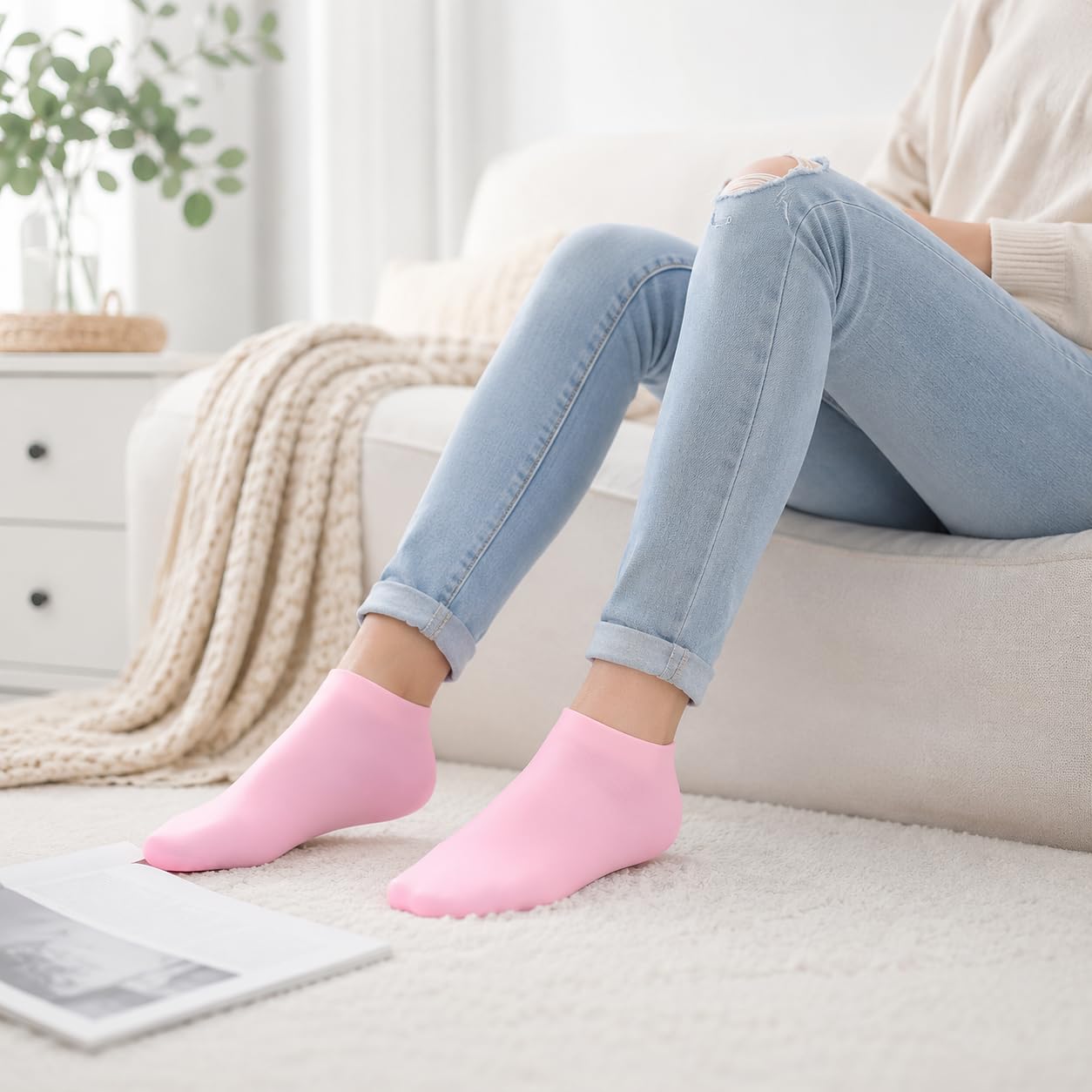 Moisturizing Socks for Dry Cracked Heels - 1 Pair Silicone Foot Socks for Women & Men, Rough Skin Softening, Reusable Hydration Socks, Mother's Day Gift