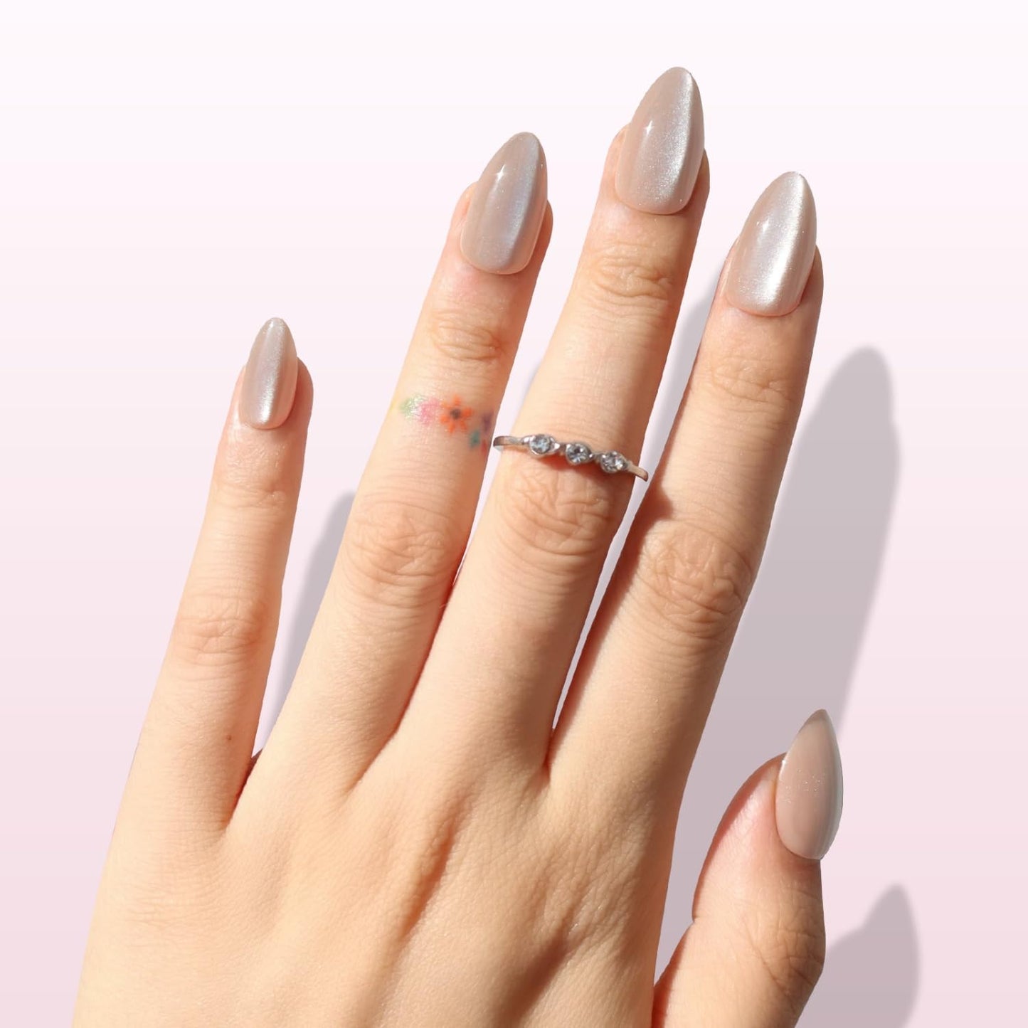 Press On Nails - Glowing Aura Velvet Cat Eye | Natural Short Almond Shape, Luminous Reusable 32 Nail Kit - 16 Sizes