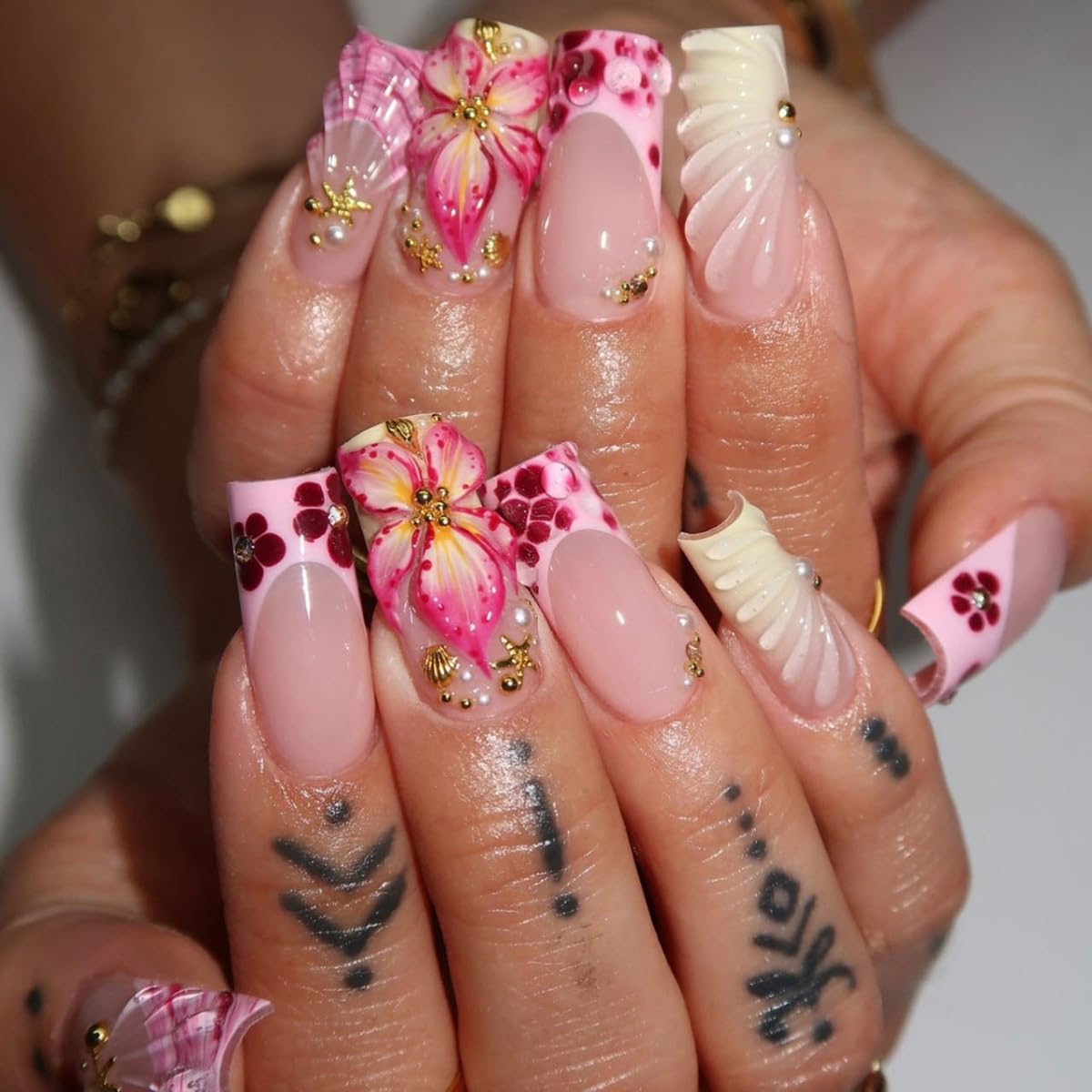 Press On Nails - 24Pcs Long Square 3D Pink Flower & Rhinestone Designs | Beach-Inspired Acrylic French Tips
