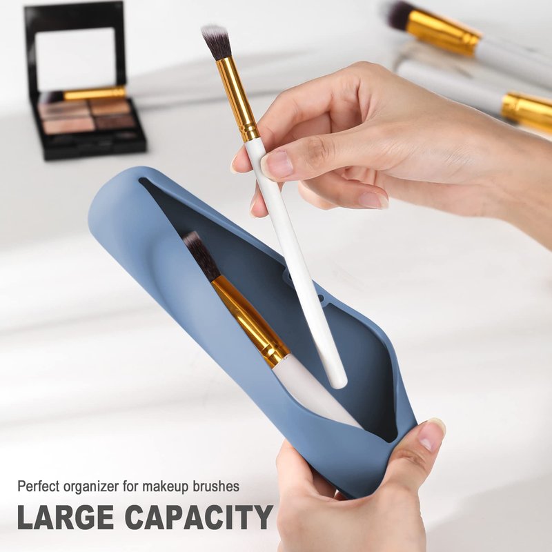 FVION Travel Makeup Brush Holder, Silicone Brush Holder Travel Case, Make Up Brush Pouch with Magnetic Closure, Makeup Brush Covers - Blue