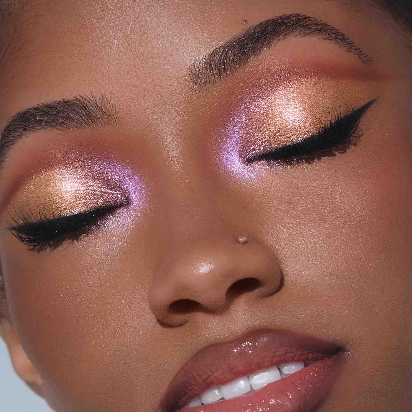 Cosmos Eyeshadow Palette - Vibrant Shades for Stunning Eye Looks | 14 Pigmented Colors