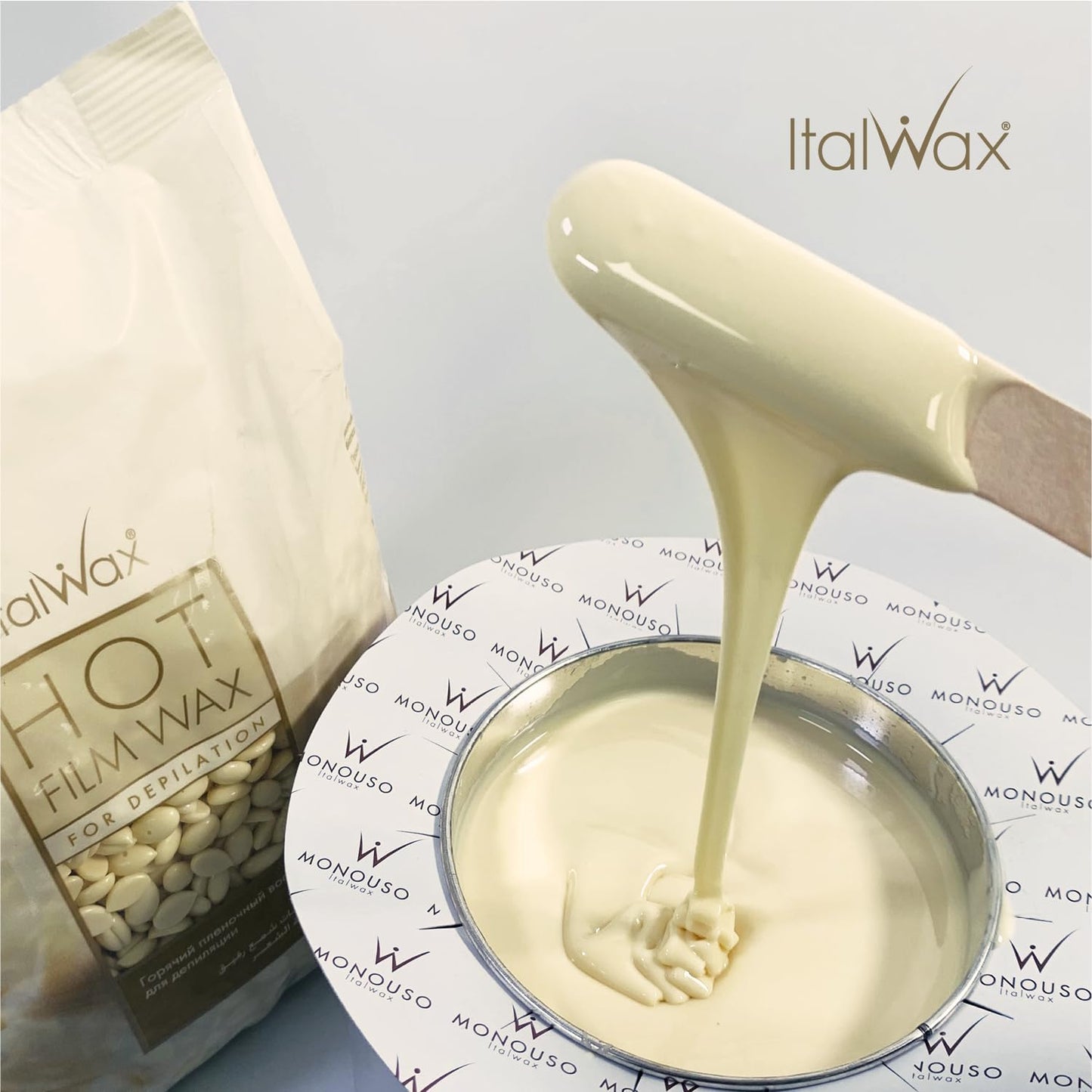Italwax Classic Line White Chocolate Hard Wax Beads 2.2 lb (1 kg) – Long Setting Stripless Wax with Delicate Vanilla Fragrance for Large Areas & Easy Application – Made in Italy