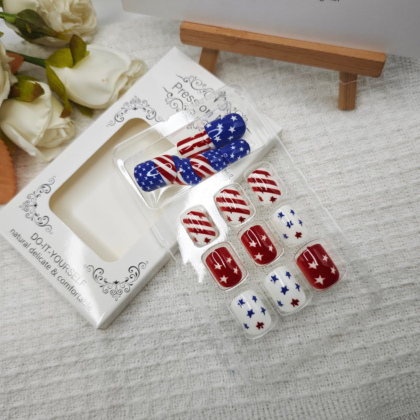 4th of July Press on Nails Short Square Fake Nails Stars and Stripes False Nails Glossy Acrylic Nails with Patriotic Designs Stick on Nails for Women Girls Independence Day Party Parade Nail Art
