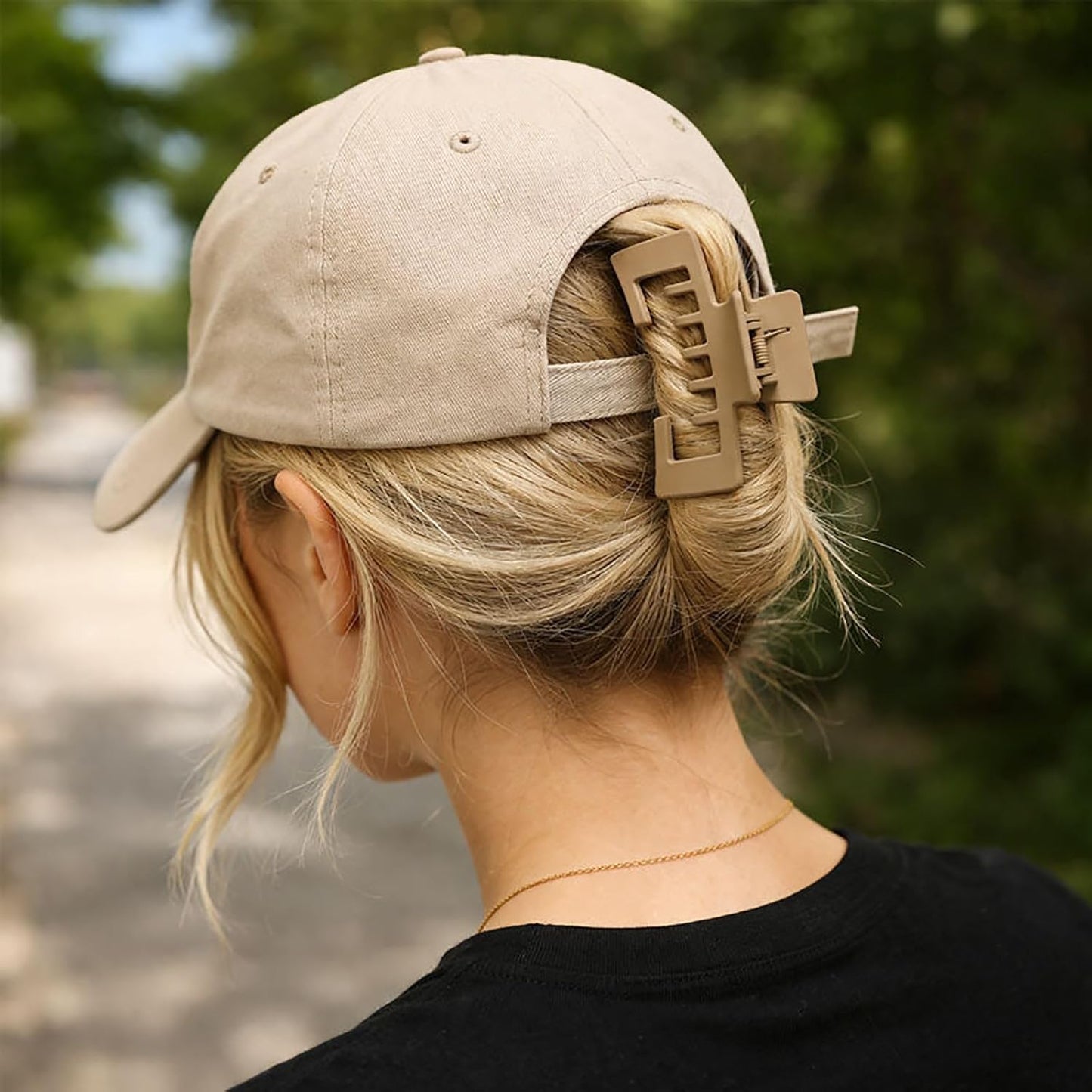 Hat-Friendly Claw Clips for Baseball Caps - Large Tortoise Shell Adjustable Non-Slip Hair Clips | 4-Pack Leopard, 10CM