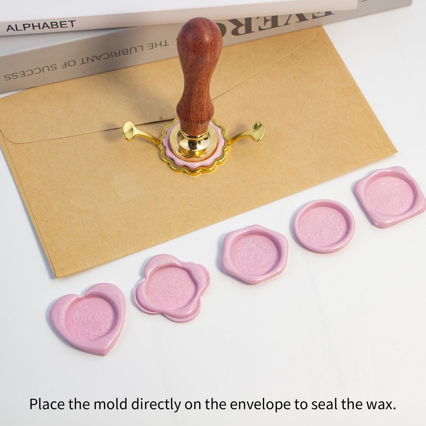 Metal Wax Seal Mold, Round Wax Seal Stamp Mold with Silicone Waxing Mat for DIY Craft, Envelopes, Gifts and Wine Packaging