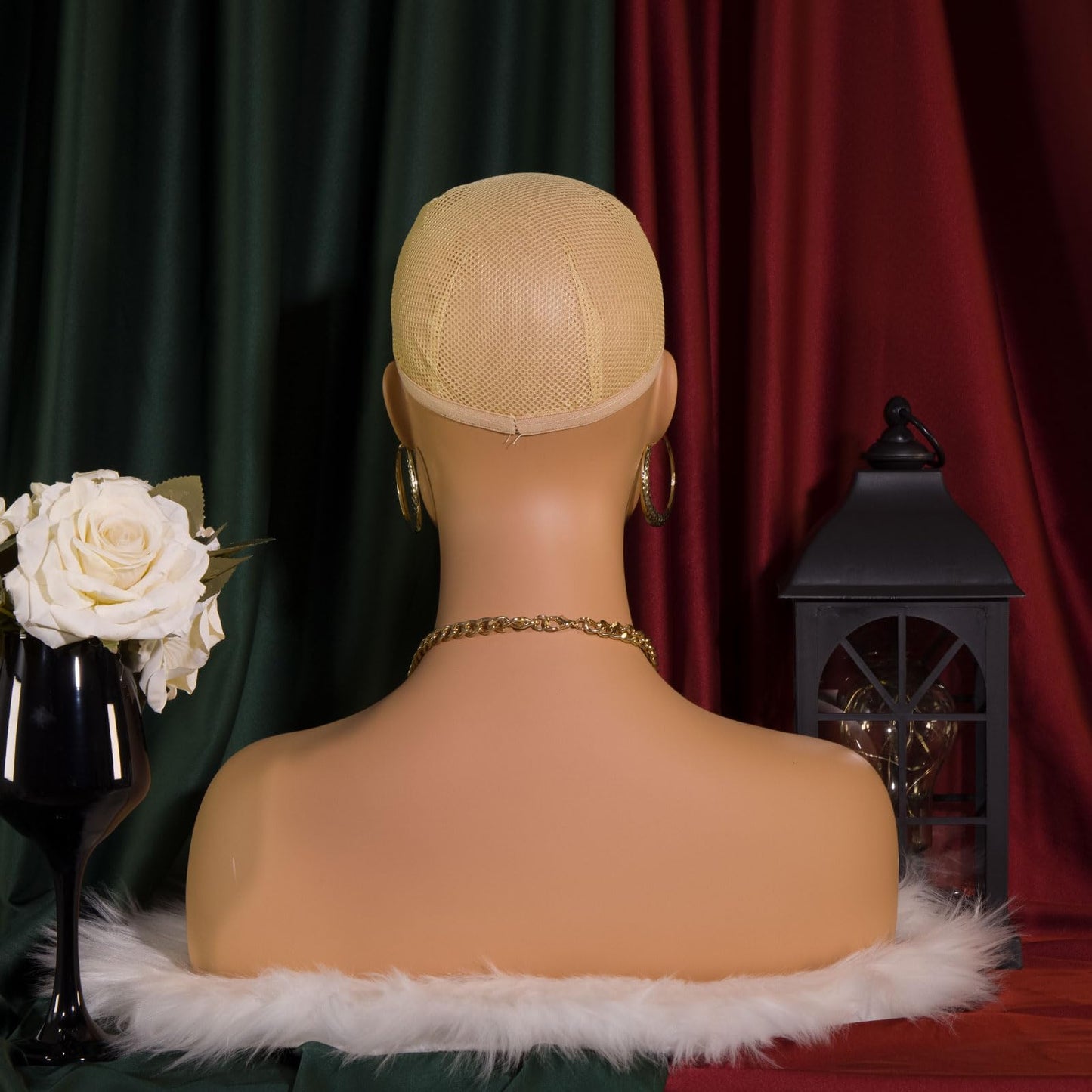 JINGFA Mannequin Head with Shoulders Realistic Manikin Head with Freckles for Display and Styling for Wigs, Jewelry, and Clothing