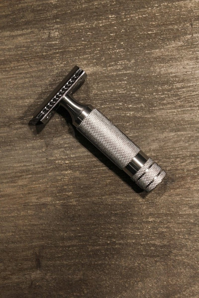 West Coast Shaving Classic Collection Razor 110S, Stainless Steel (Silver, Open Comb)