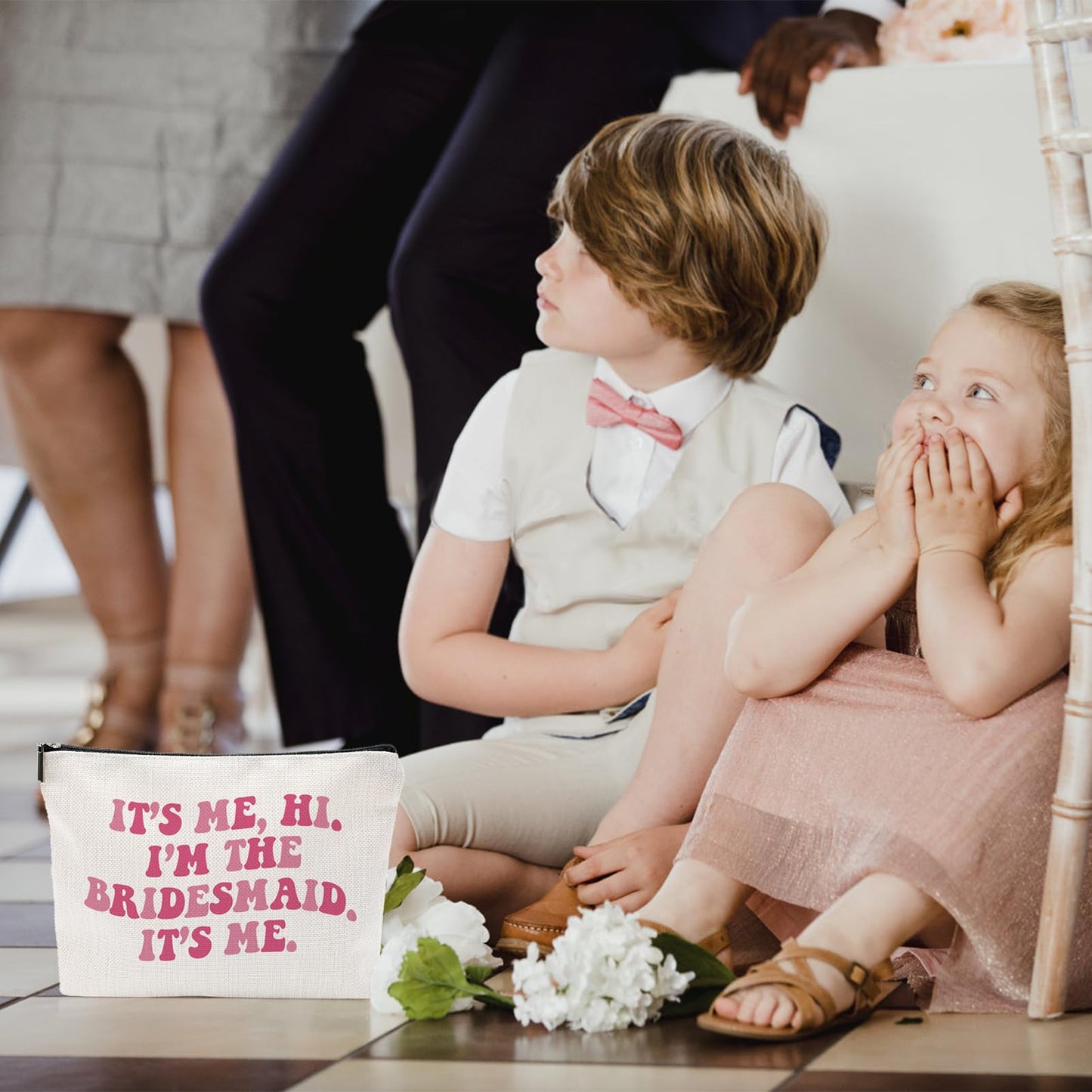 Baobeily It's Me Hi I'm the Flower Girl It's Me, Bridesmaid Gifts for Women, Bachelorette Party Cosmetic Makeup Bag, Wedding Bridal Shower Gift, Essential Pouch for Flower Girl