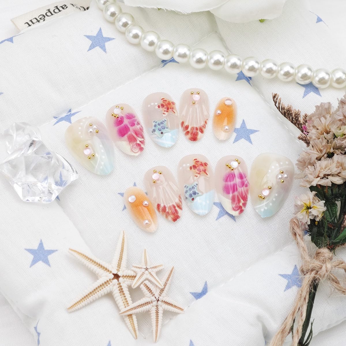 30Pcs Summer Beach Press on Nails Short Almond Fake Nails 3D Shell Starfish ＆Gold Gems Rhinestones Designs Full Cover French Tip Stick on Nails Ocean False Nails for Women Acrylic Manicure DIY