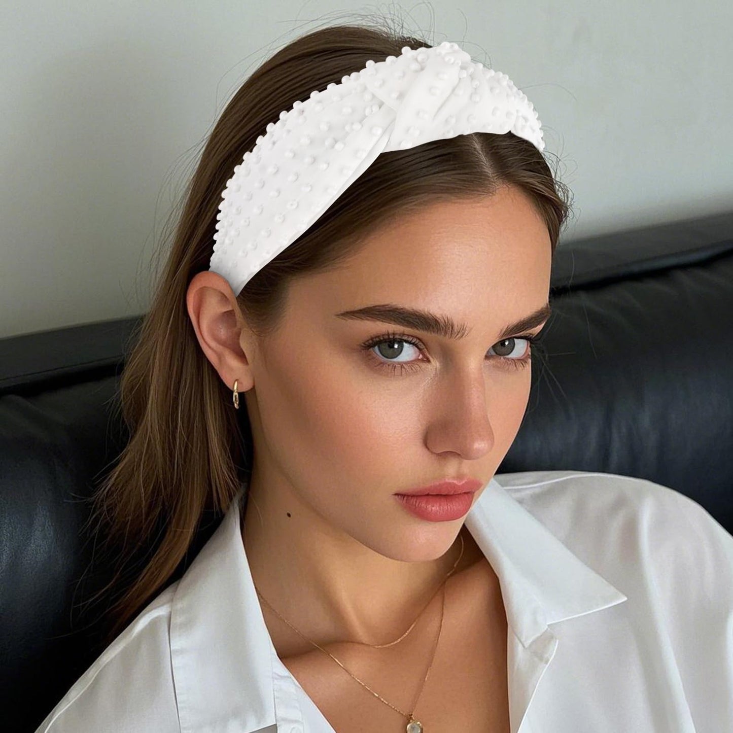 YISSION White Knotted Headband for Women - Wide Pearl Embellished Hair Hoop, Stylish Hair Accessory for Daily Wear, Weddings & Casual Outfits