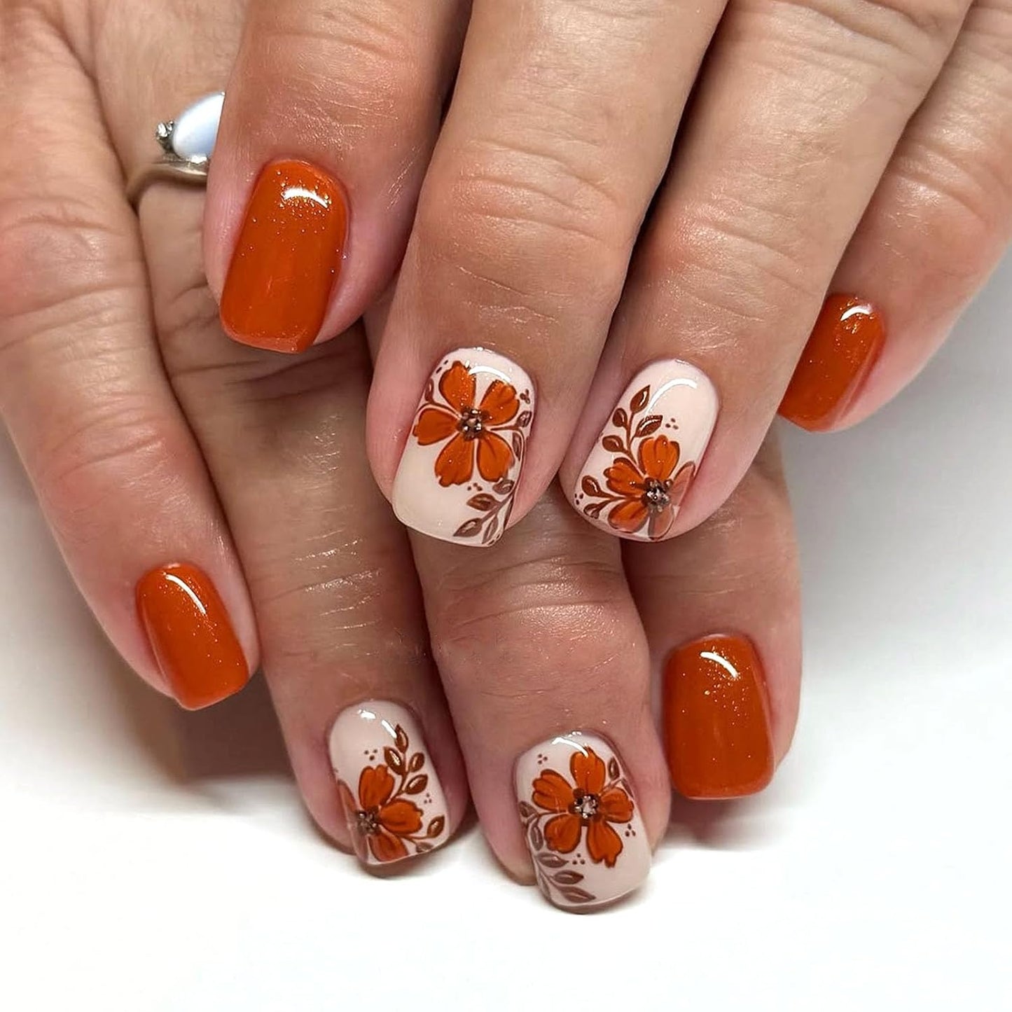 3D Flower Press On Nails | 24 Pcs Short Square Fake Nails with Blue Daisy Designs for Spring & Summer Manicure