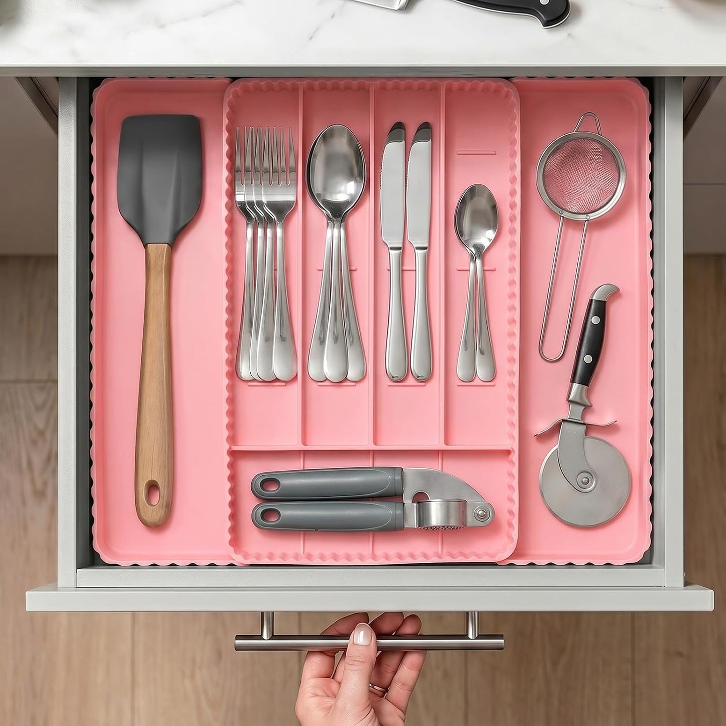 Expandable Silverware Organizer - Adjustable 7-Compartment Cutlery Tray | Heat-Resistant Silicone, Black - 50% Larger Capacity