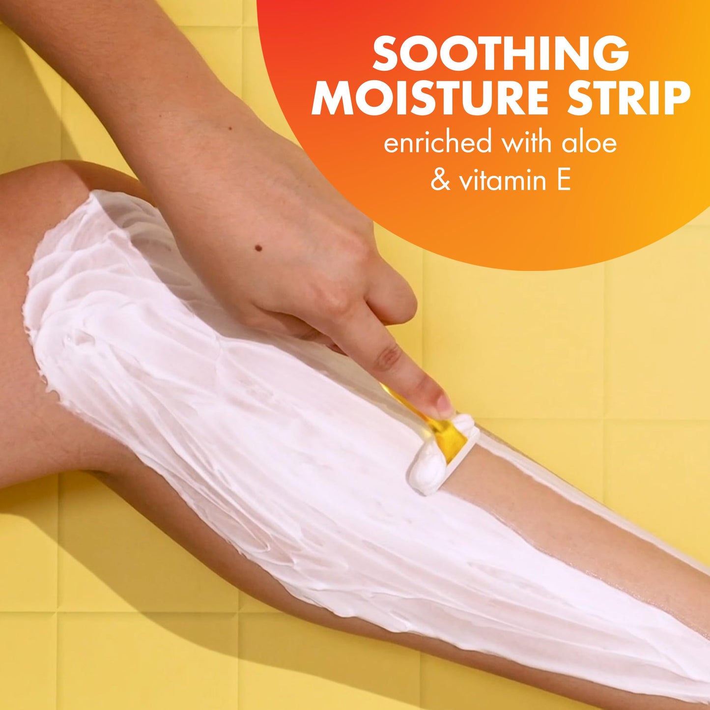 BIC Soleil Smooth Women's Disposable Razors, 3 Blades With Moisture Strip For a Silky Smooth Shave, 4 Count (Pack of 6) (24 Razors)