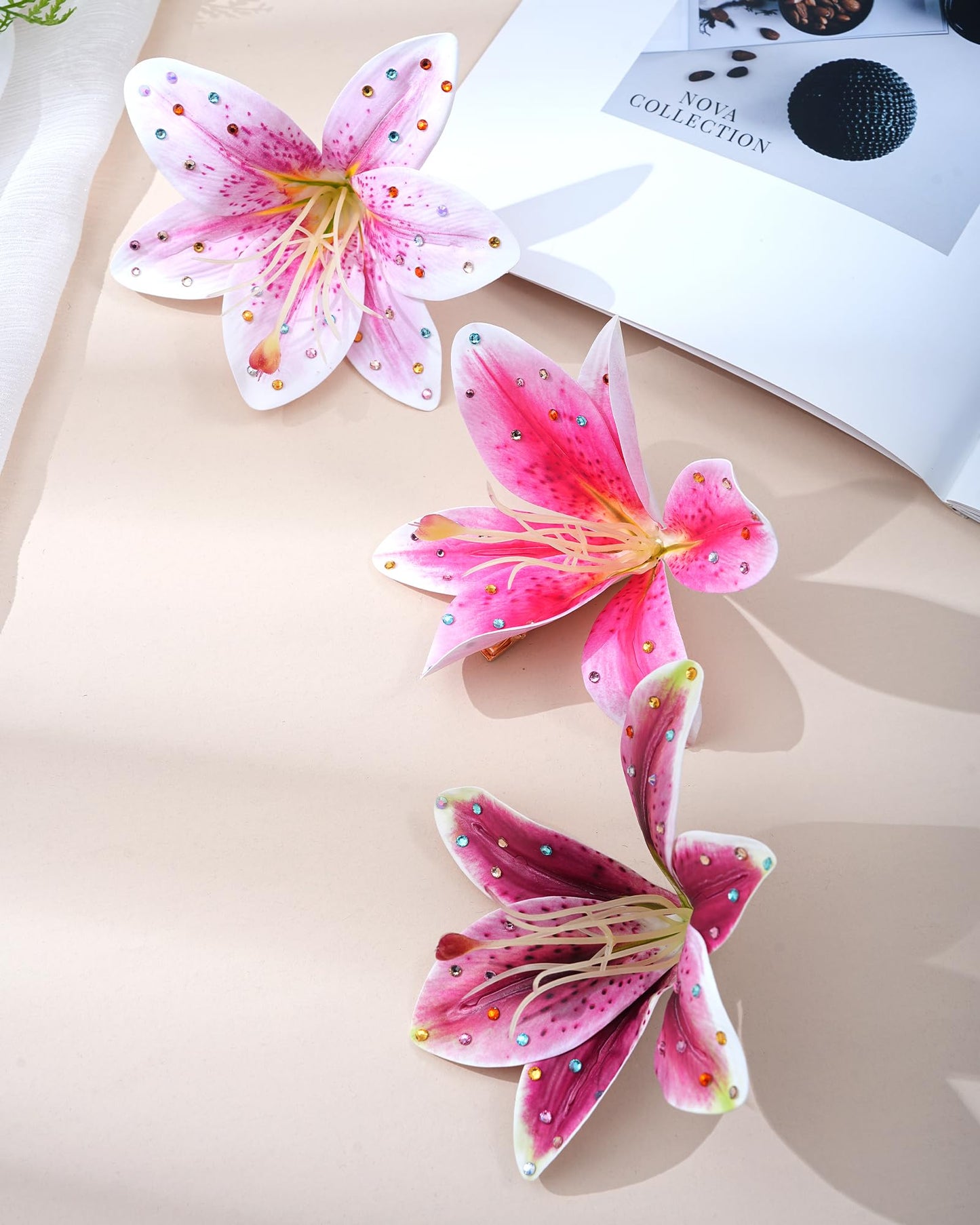Mesovor 3 Pack Hawaiian Flower Hair Clips, Artificial Tropical Flower Orchid Hair Pin | Rhinestone Hairpins Hair Accessories for Wedding Bridal Beach Party (Pink Lily)