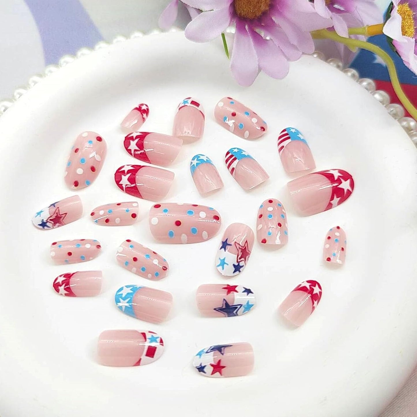 Press On Nails - Short Oval French Tip Design | Glossy Pink with Stars & American Flag - 24 Pcs