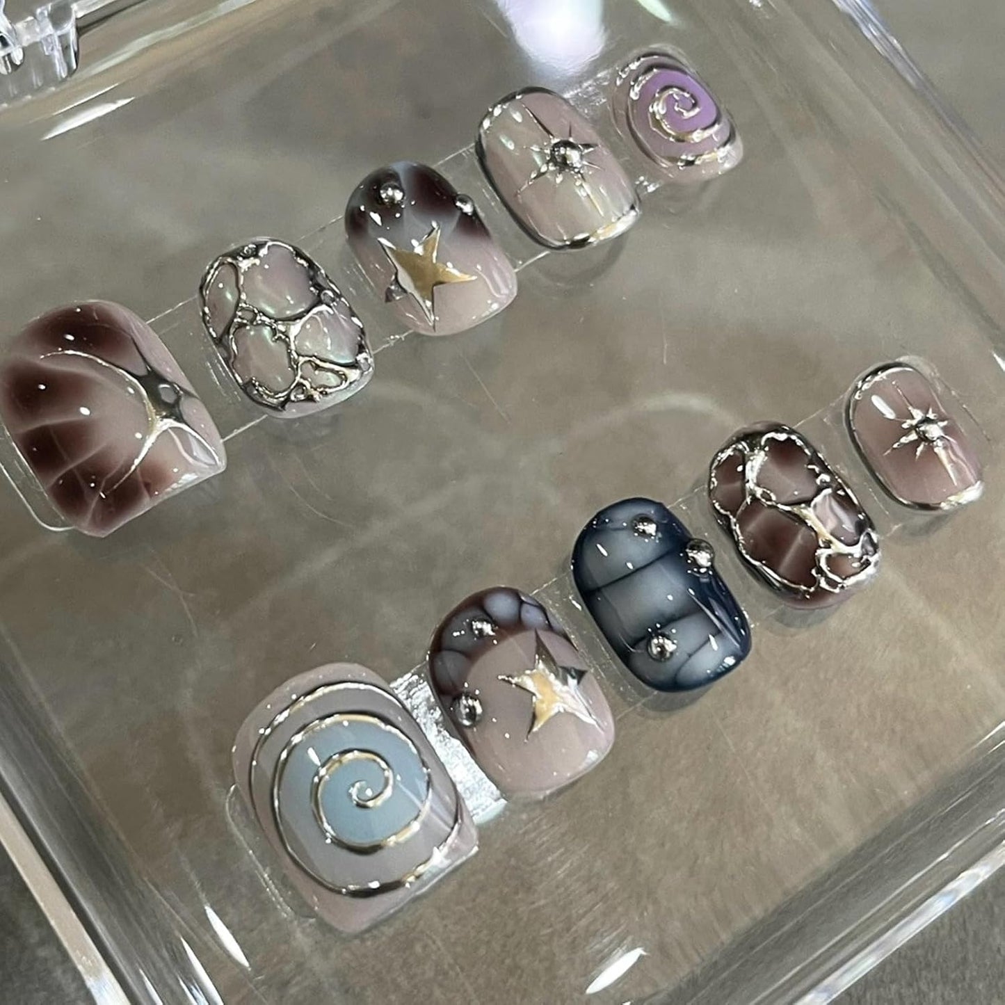 Handmade Press-On Nails - 30 Pcs Medium Almond Shape 3D Flower Design | Reusable Acrylic in Nude & White