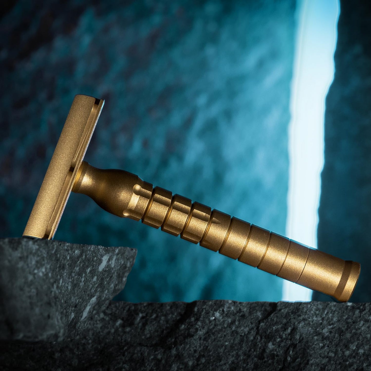 The Goodfellas’ Smile Bayonetta CNC‑Machined 100 % Brass Double‑Edge Safety Razor – Precision Comfort Shave Design, Sand‑Blasted Satin Finish, Crafted in Italy
