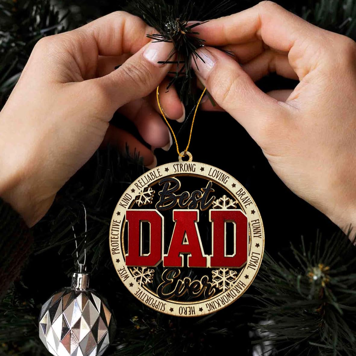 Best Dad Ever Wooden Christmas Ornament – Rustic Holiday Tree Decoration, Unique Gift for Dad, Stocking Stuffer Christmas Ornament, Father Keepsake Ornament from Kids or Family