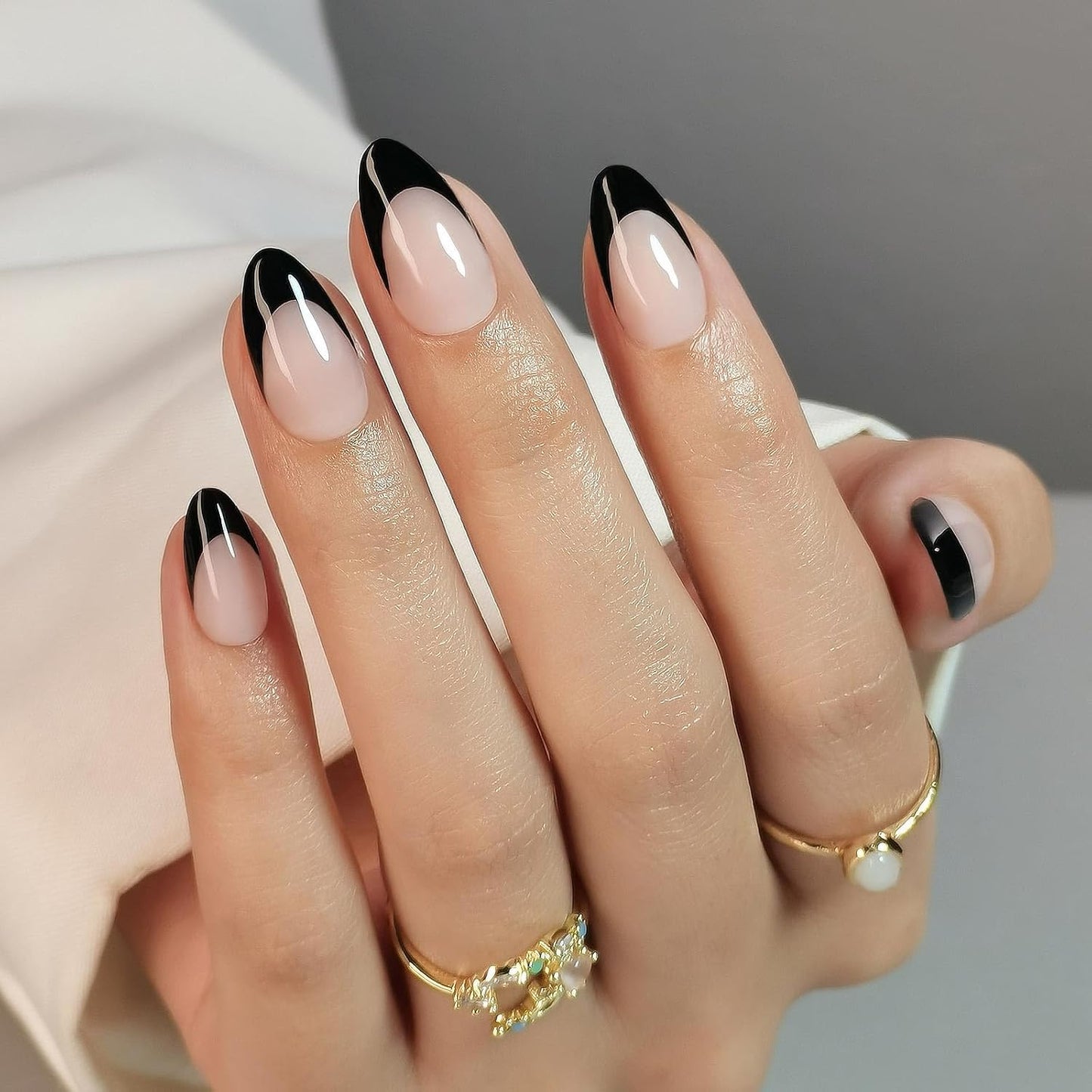 Chrome Press On Nails - Oval Soft Gel Nude Short for Women | 32 Reusable Glossy Glue-On Nails in 16 Sizes