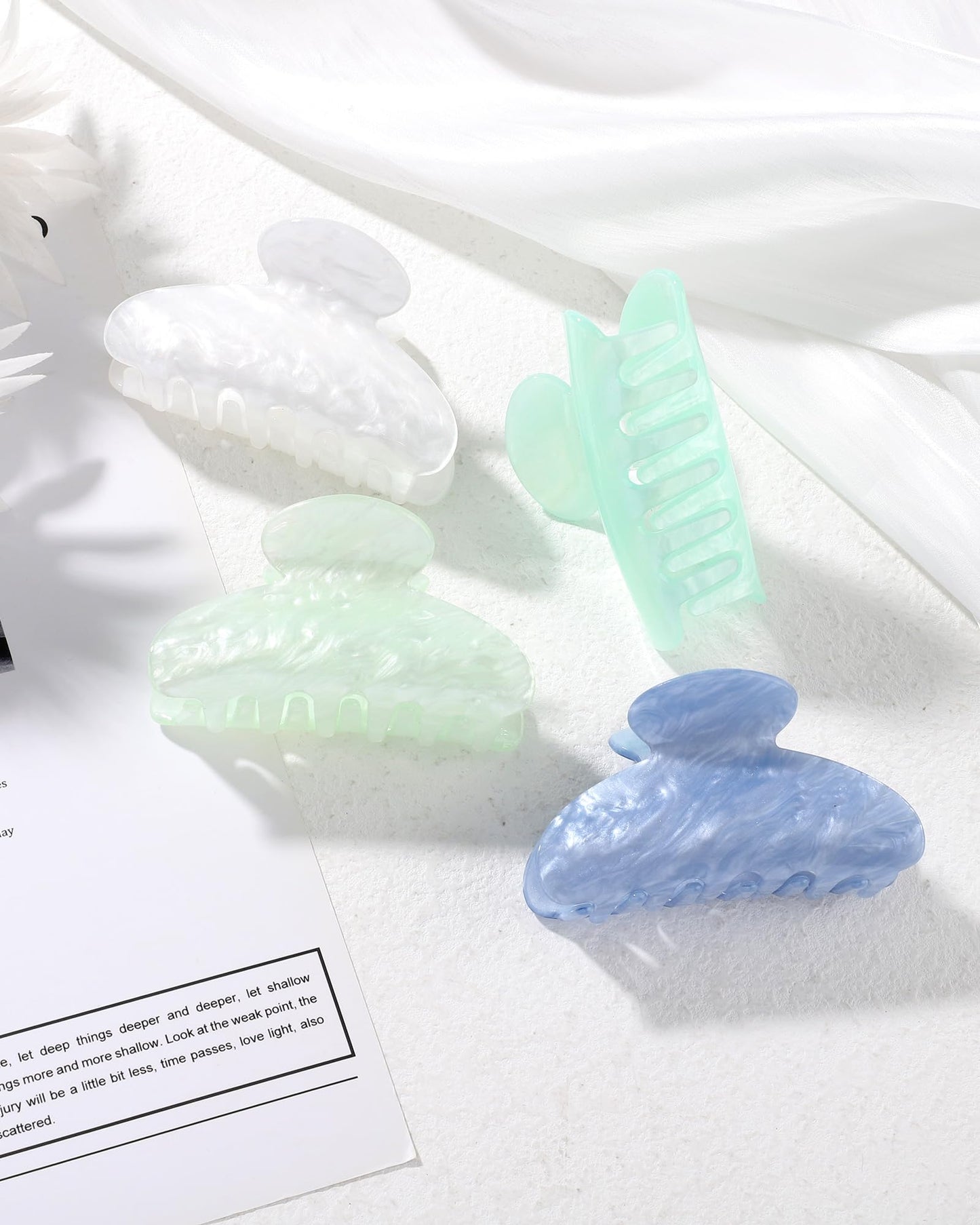 HAIMEIKANG Hair Clip, 4Pcs Acrylic Large Hair Clips in White, Blue, Emerald, Green - Strong Hold Jaw Clips for Thick Thin Hair, Cute Non-slip Claw Clips, Stylish Hair Accessories for Women Girls