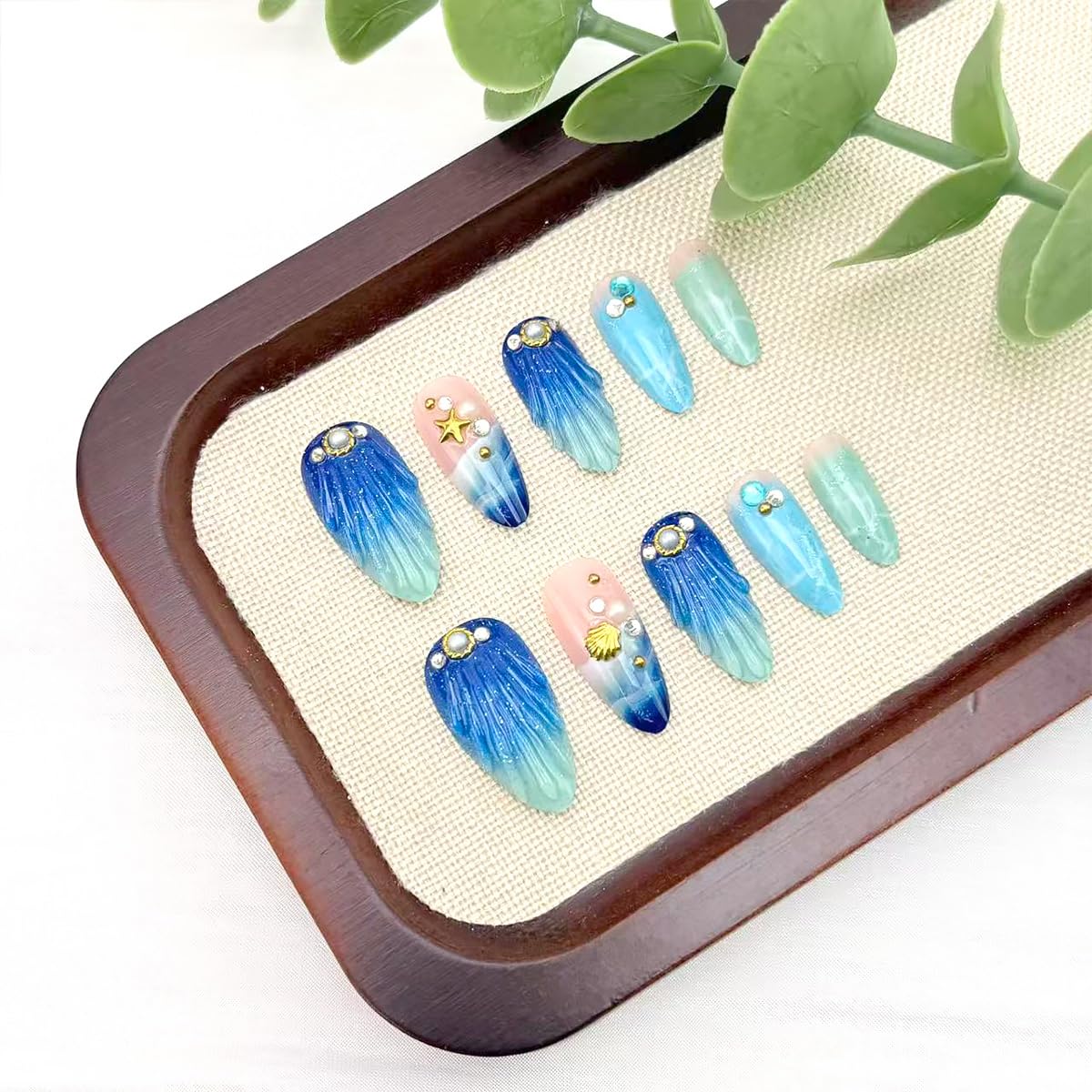 24Pcs Summer Press on Nails Medium Almond Fake Nails Blue Ocean Design 3D Gold Starfish Shell False Nails Pearl Colorful Gems Glue on Nail Glitter Summer Artificial Stick on Nails Full Cover for Women