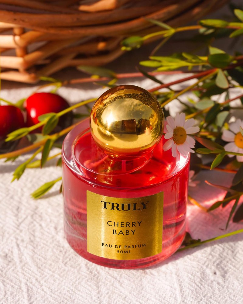 Truly Beauty Unicorn Fruit Eau De Parfum | Sweet Scent with Vanilla, Cotton Candy, Citrus & Sandalwood | Light & Long-Lasting Perfume