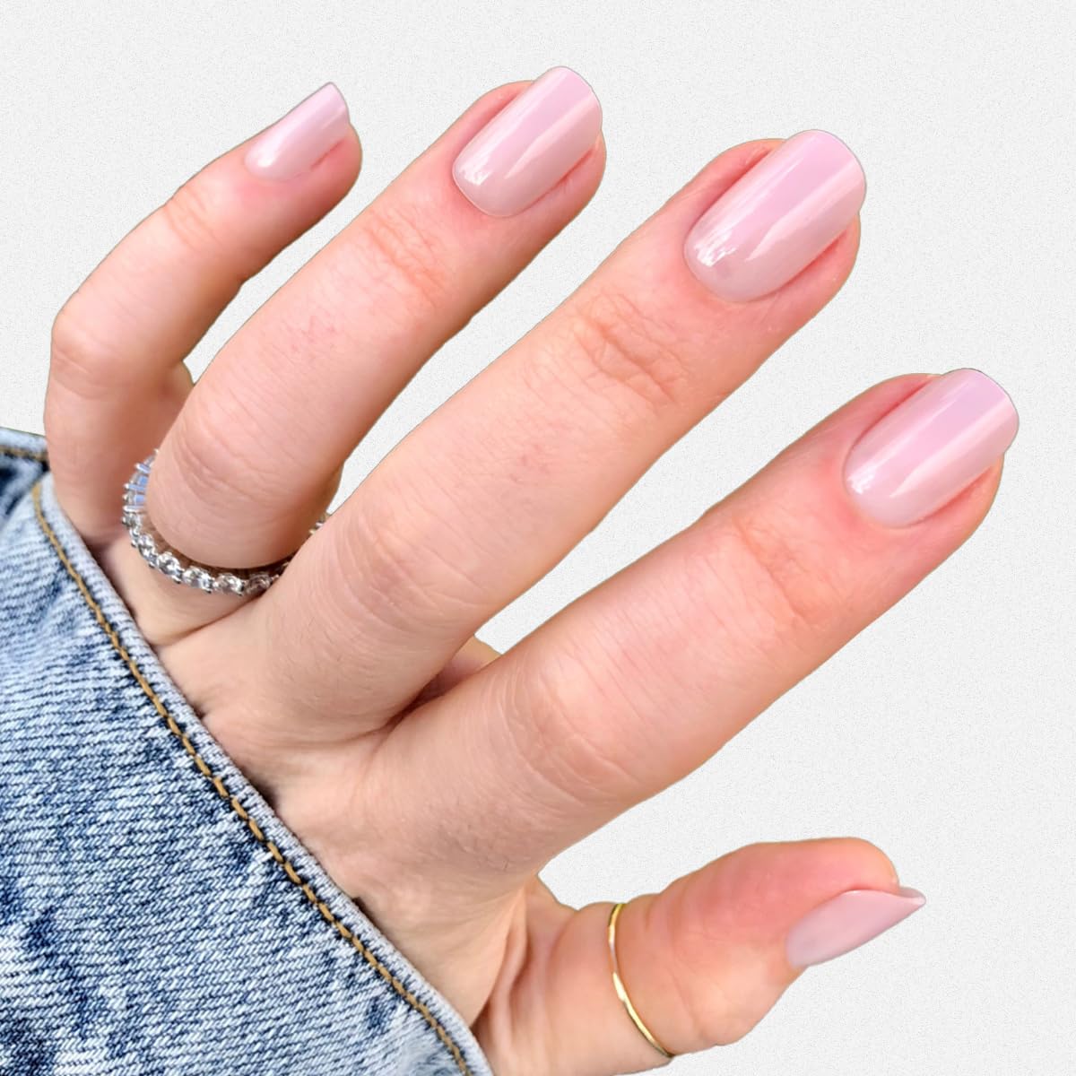 Minimalist Press-On Nails - Non-Toxic, Long-Lasting | 42 Fake Nails in 21 Sizes | Short Squoval CDJ Syrup Gradient