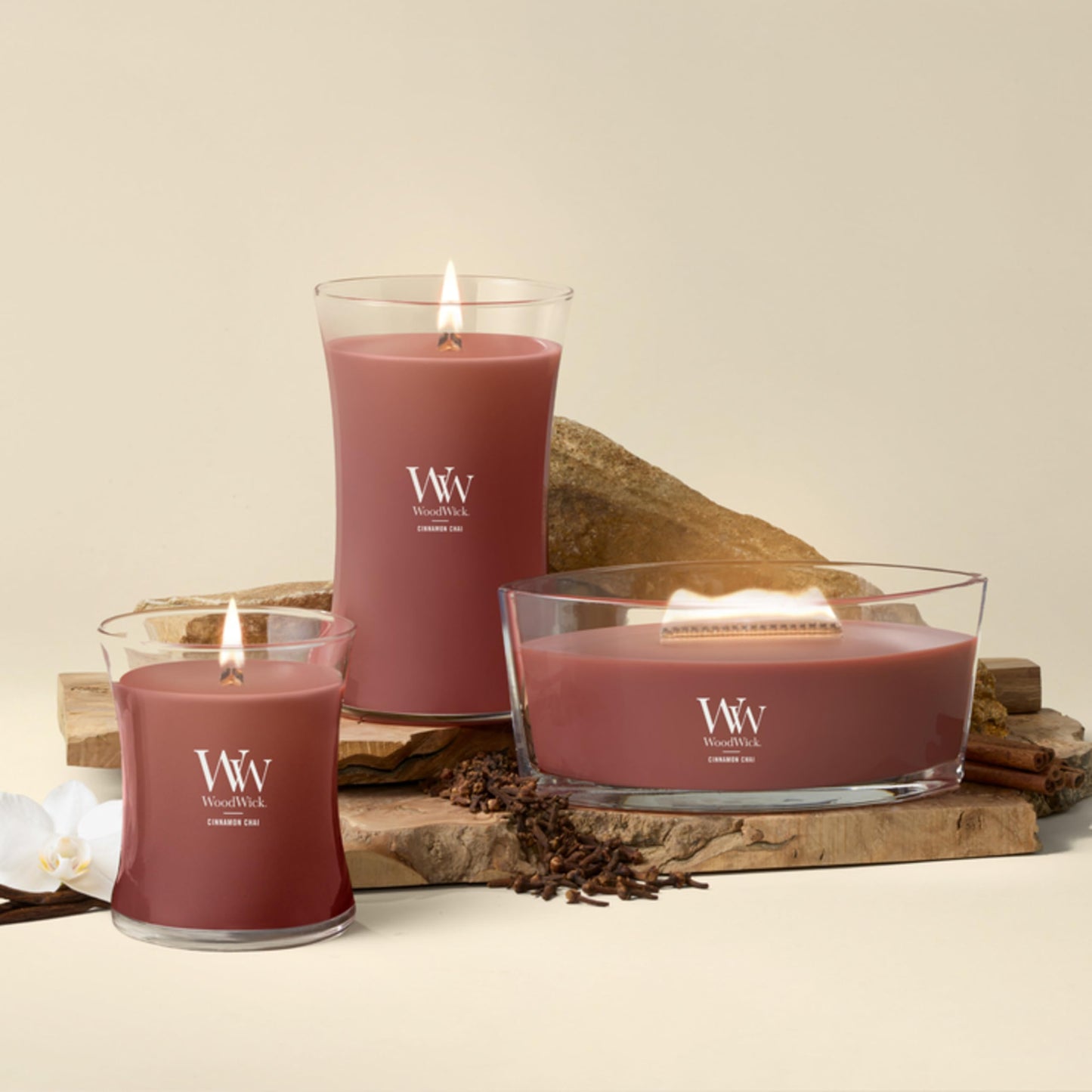 WoodWick Cinnamon Chai Holiday Candle Gifts for Women and Men, 9.7 oz Medium Hourglass Candle with Crackling Wick