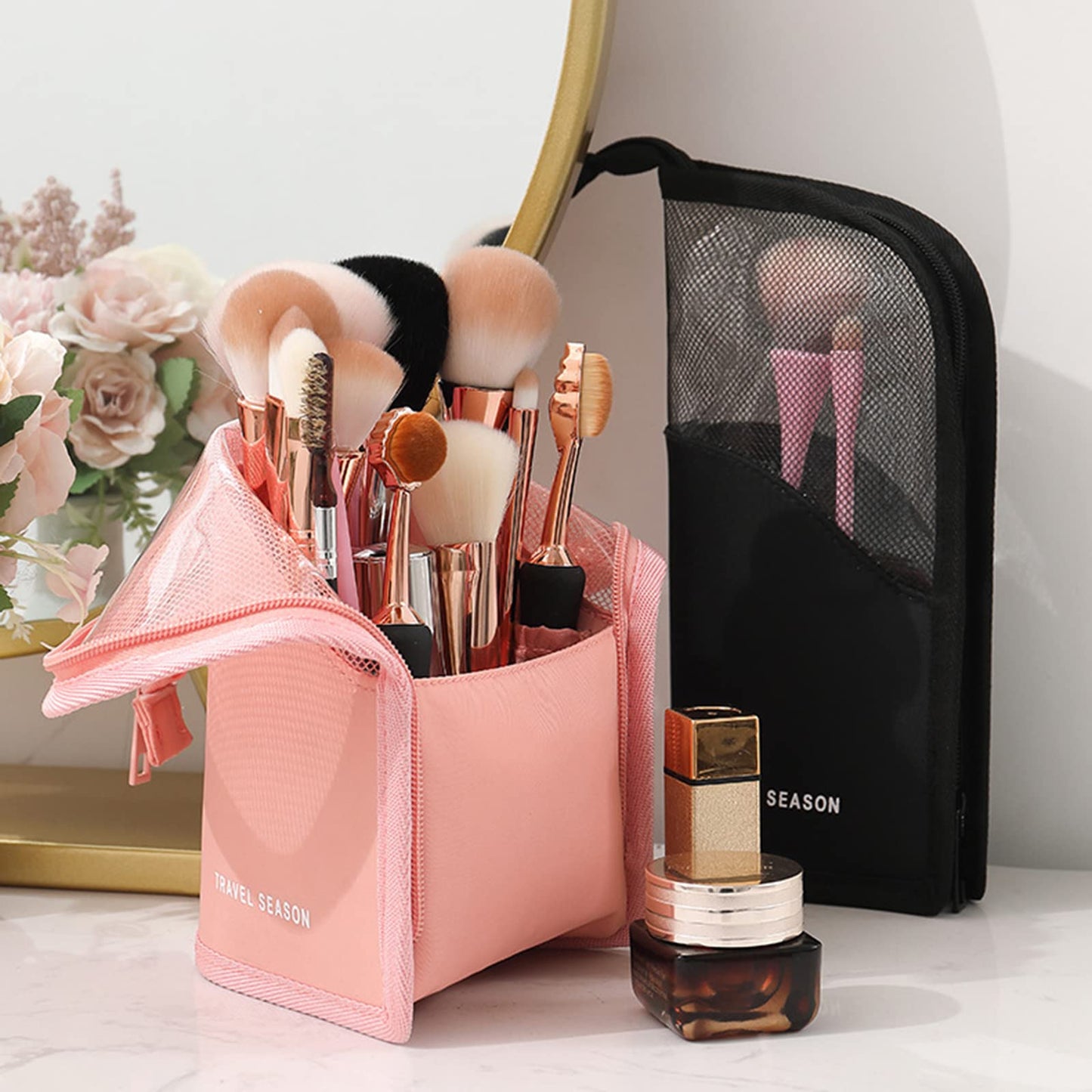 Linsiter Makeup Brush Travel Case Stand Up, High Capacity Makeup Organizer Portable Travel Makeup Brush Holder(Black)