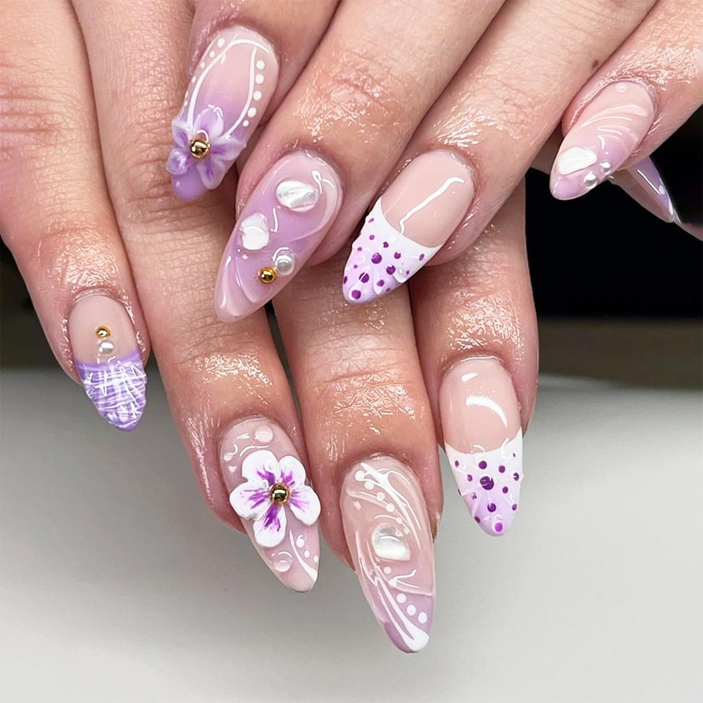 Short Almond Press-On Nails - 3D Gold Carved Ripple Design | Glossy Full Cover Acrylic Nails - 24 Pcs Nude Pink Manicure Set