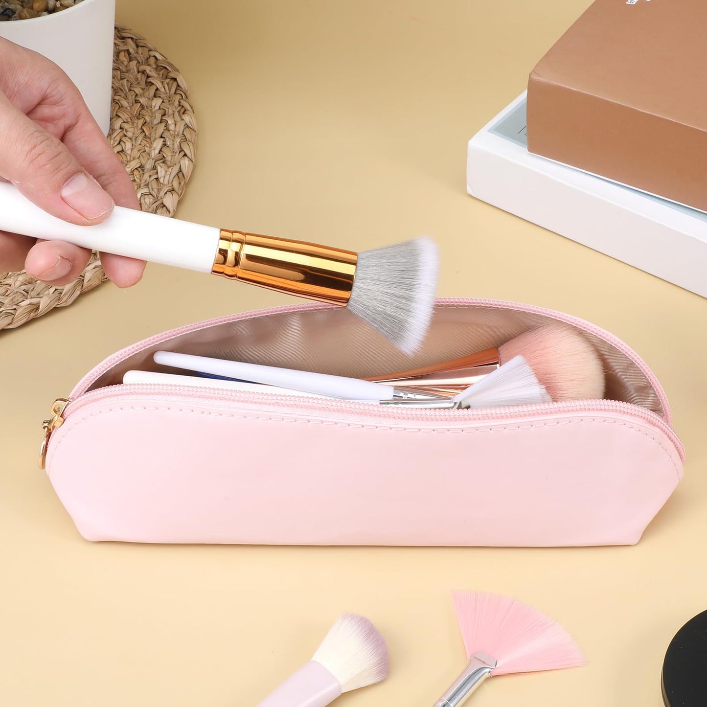 Prasacco Leather Makeup Brush Bag With Zipper, Portable Travel Cosmetic Organizer Case, Compact Toiletry Pouch For Daily Work Essentials