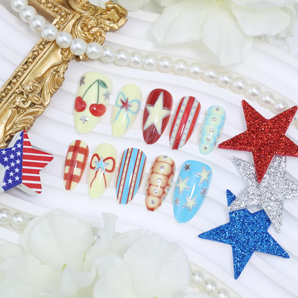 Patriotic Press-On Nails - 30 Pcs Short Almond Fake Nails in Red, White & Blue | Cute Independence Day Designs