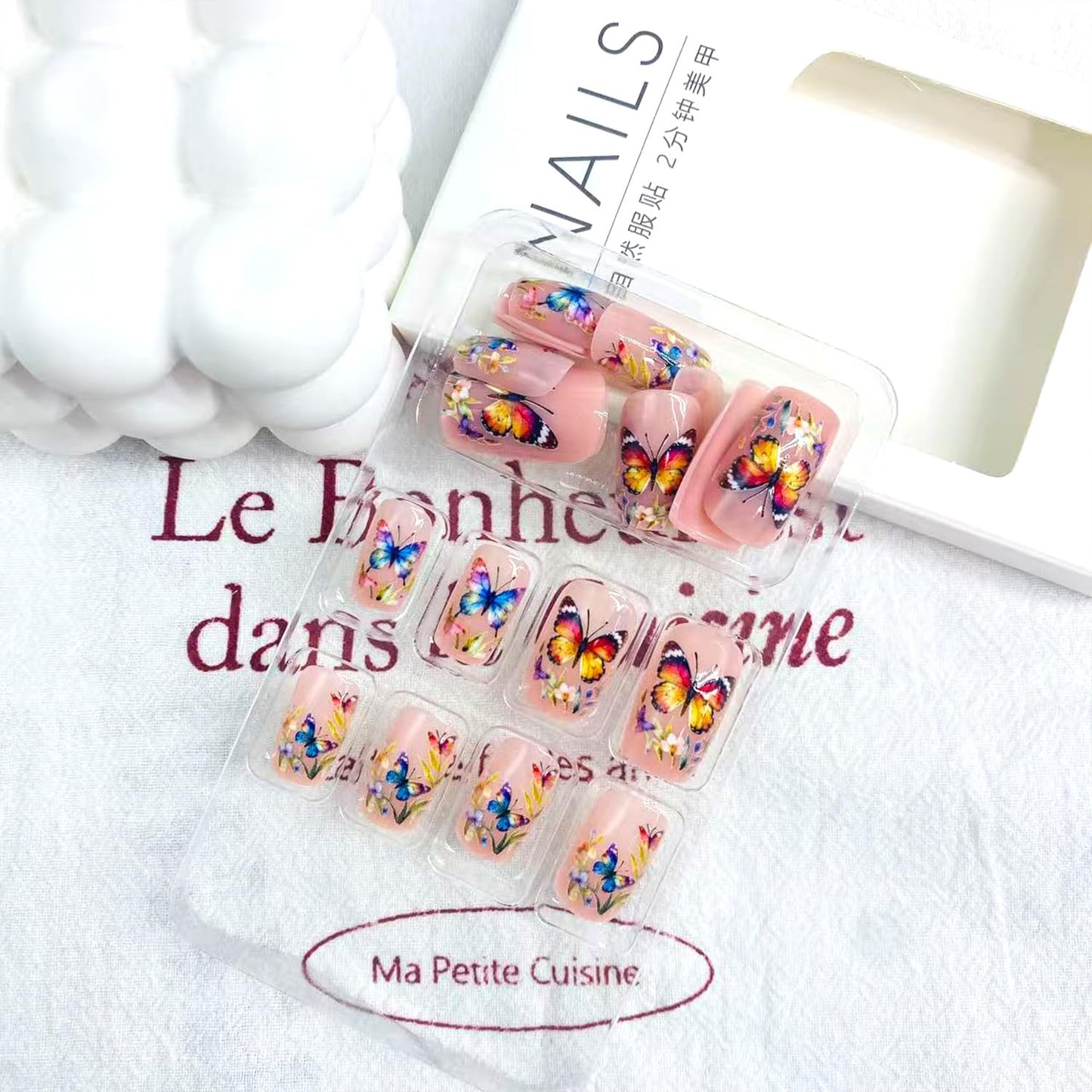 LWTZLW Butterfly Press on Nails Medium Square False Nails Colorful Flower Butterfly Design Full Cover Glue on Nail Summer Floral Reusable Acrylic Fake Nails Glossy Artificial Stick on Nail for Women