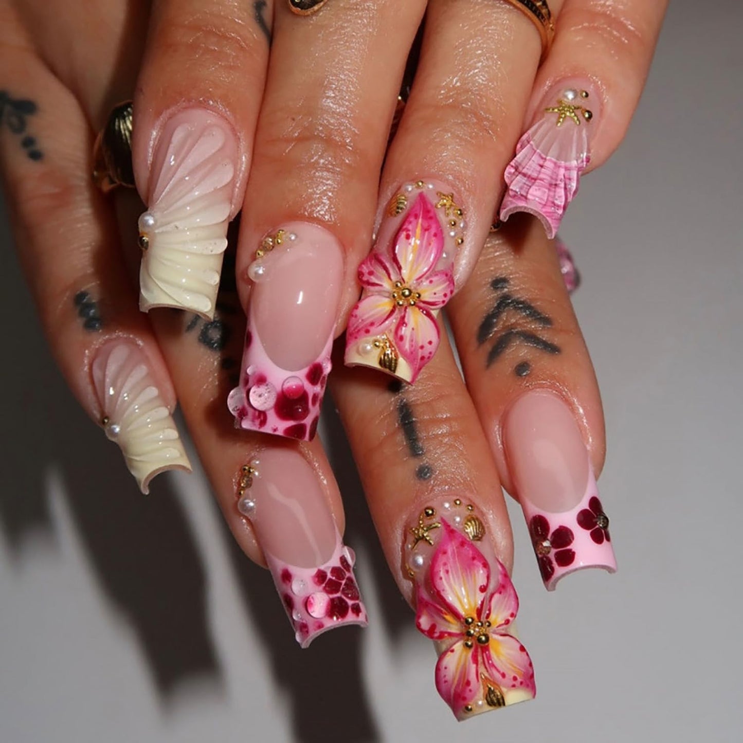 Press-On Nails - 30 Pcs Medium Almond Floral Design with 3D Butterflies & Rhinestones | Blue French Tip
