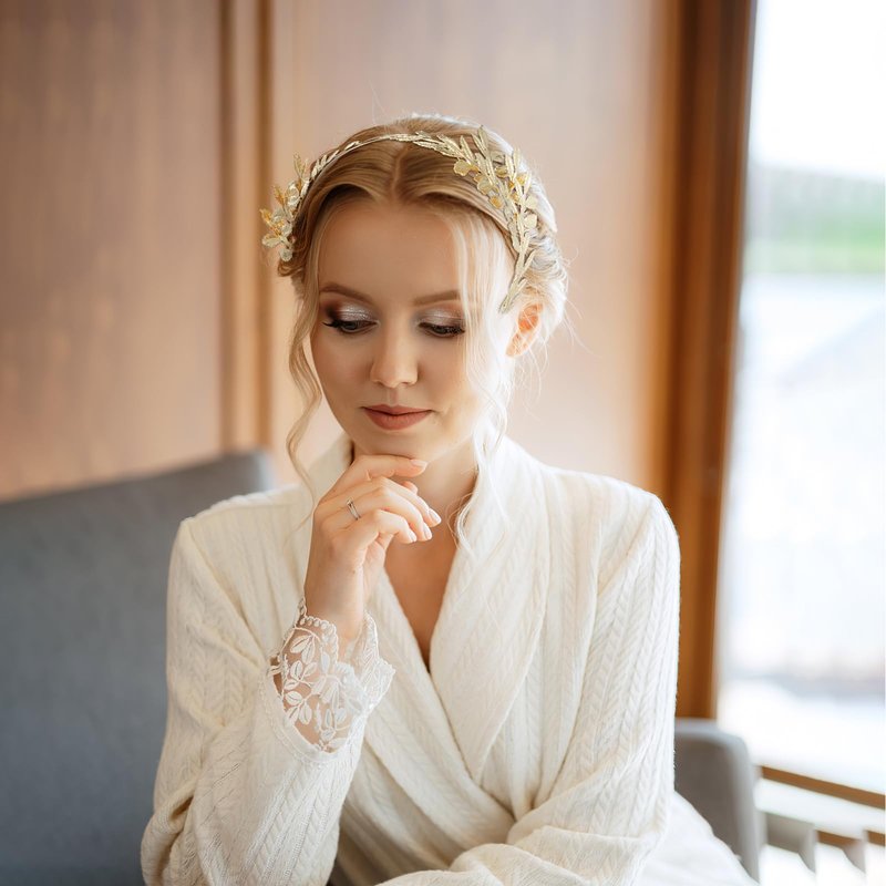 Healeved Golden Leaf Bridal Headband Baroque Tiara Headpiece for Wedding Anniversary Valentine S Day Party Photoshoot
