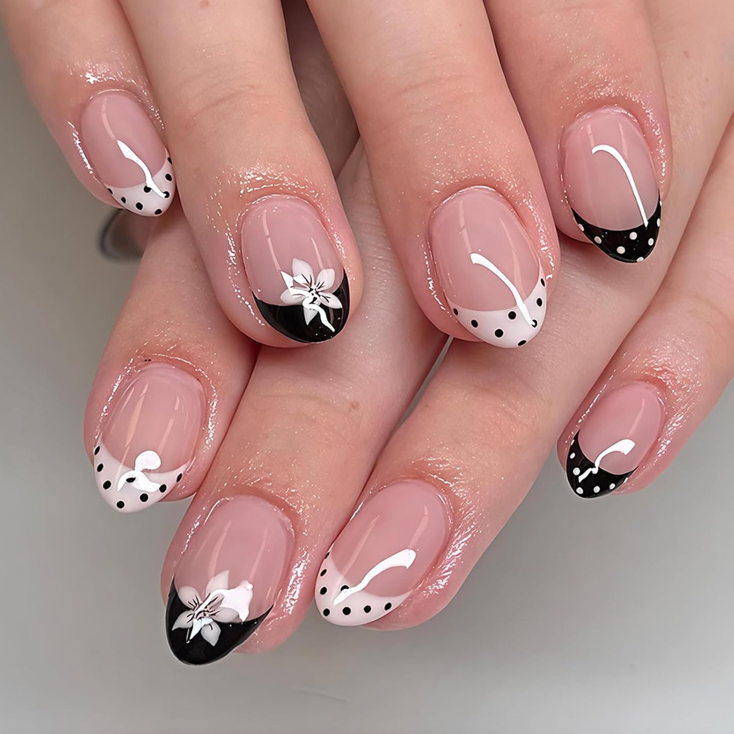 Medium Oval Press-On Nails - Glossy Summer Designs | Cute Orange, Reusable Full Cover Nails, 24 Pcs