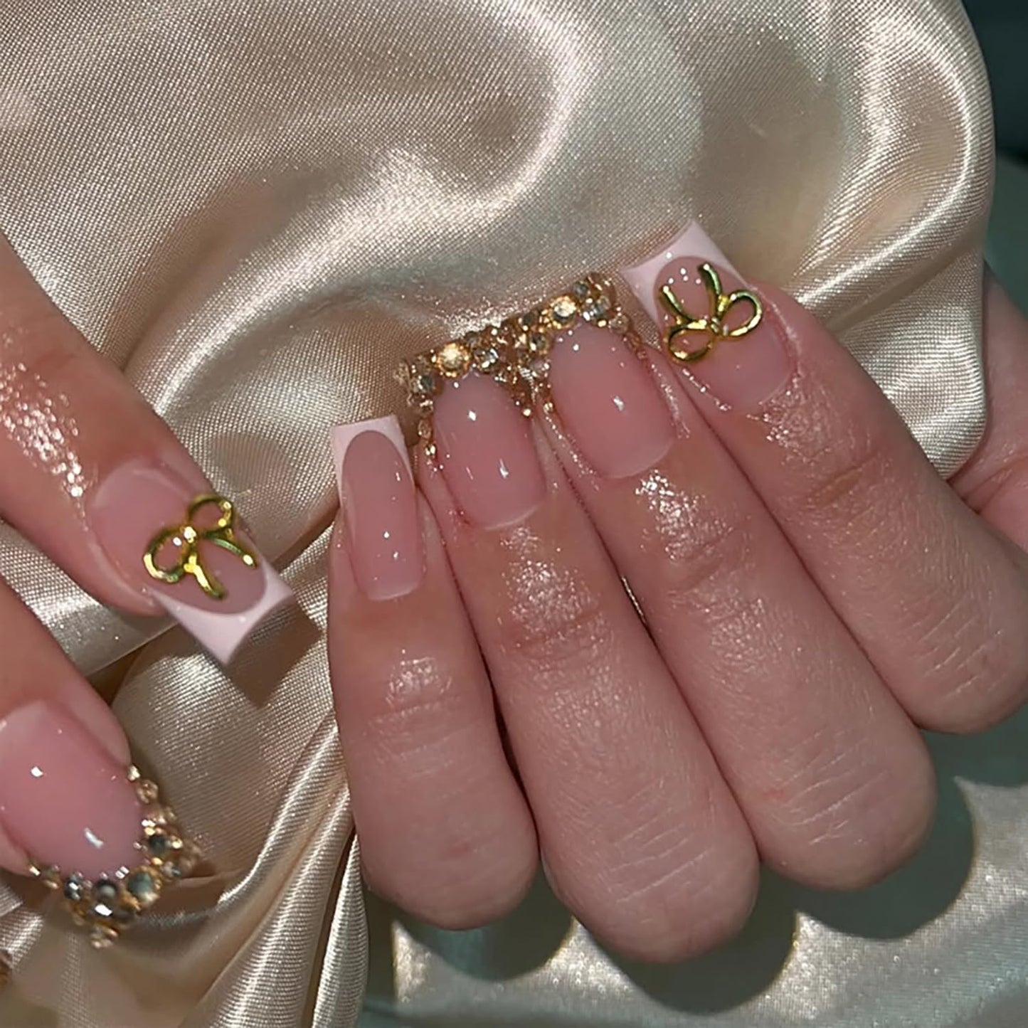Almond Press-On Nails - 24Pcs Medium Length Gold Star Designs | Full Cover Nude Gradient Acrylic with Rhinestones