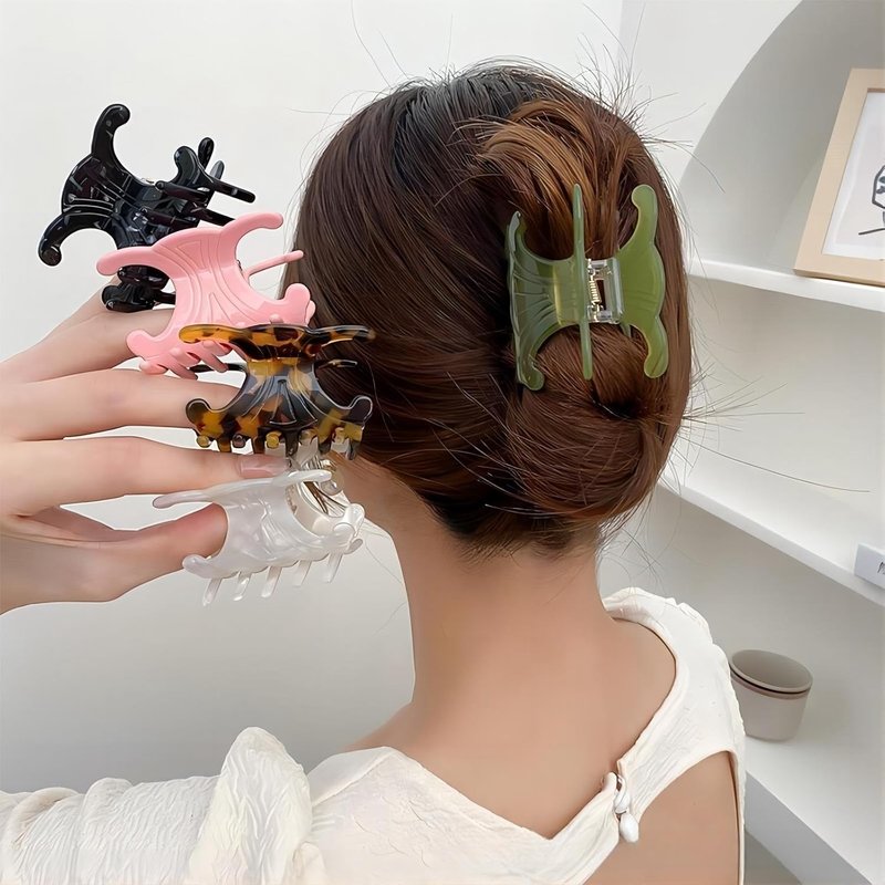 Butterfly Hair Clips - Stylish Leopard Claw Clips for Women | 2-Piece Set