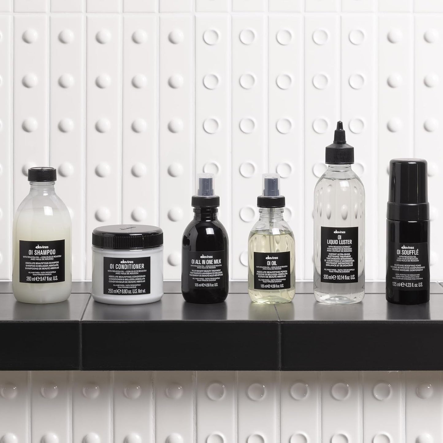 Davines OI Soufflé, Silkening Bodifying Foam for Fine to Medium Hair - Liquid-to-Foam Leave-In Treatment with Chicory Root & Roucou Oil - Adds Volume, Shine & Heat Protection Weightlessly, 4.23 Fl Oz