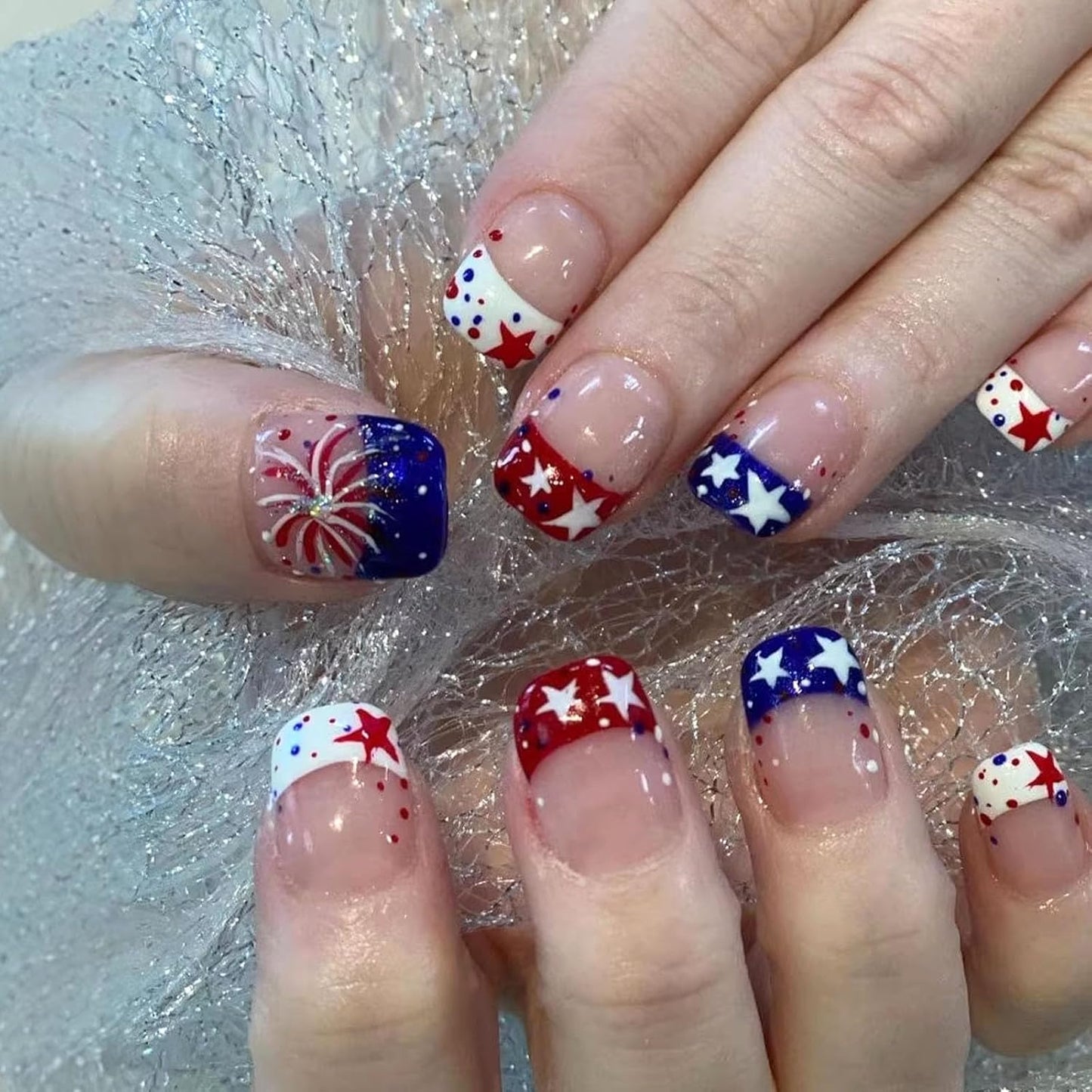 Press On Nails - Short Oval French Tip Design | Glossy Pink with Stars & American Flag - 24 Pcs