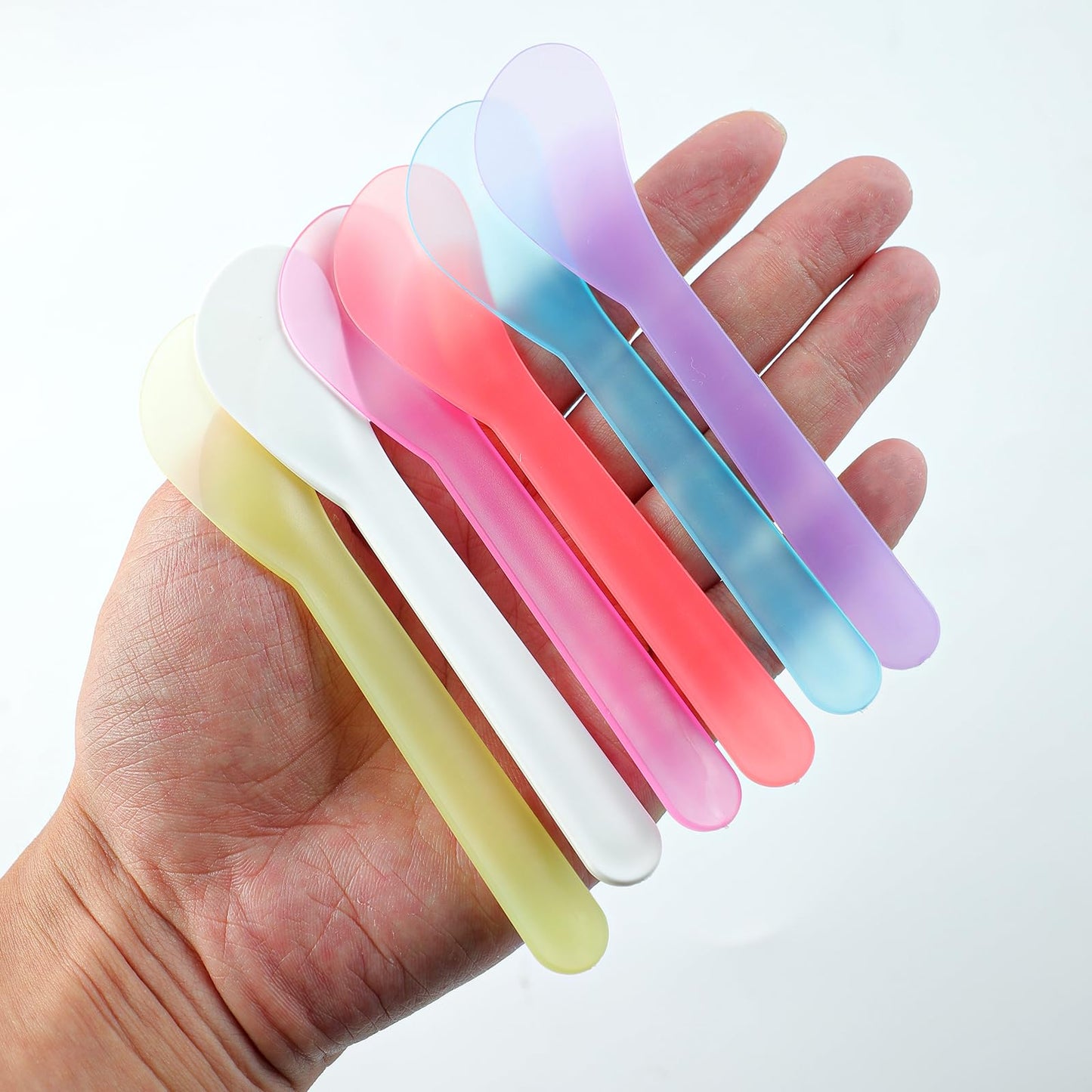 Senkary 200 Pack Large Cosmetic Spatulas 5 Inch Plastic Makeup Spatulas Disposable Facial Skincare Face Mask Applicators (Mixed Colors)