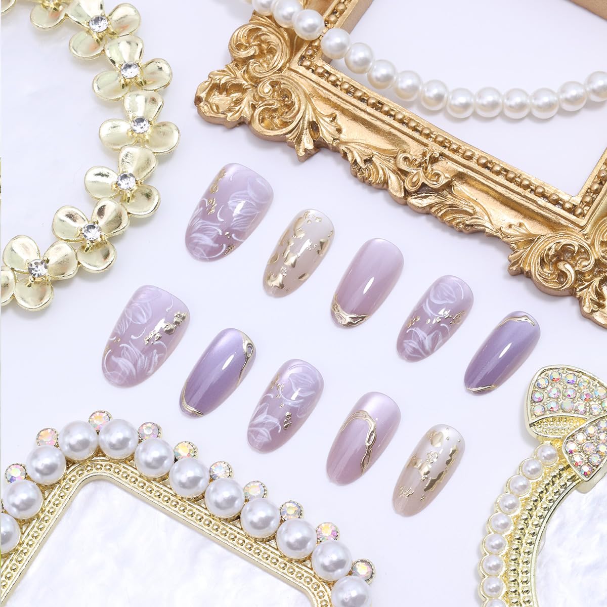 30Pcs Short Almond Press on Nails Purple Flower Fake Nails with Clear Gilding Design Spring False Nails Reusable Artificial Cute Press Ons Stick on Nails Full Cover Glue on Nail for Women Acrylic Tips