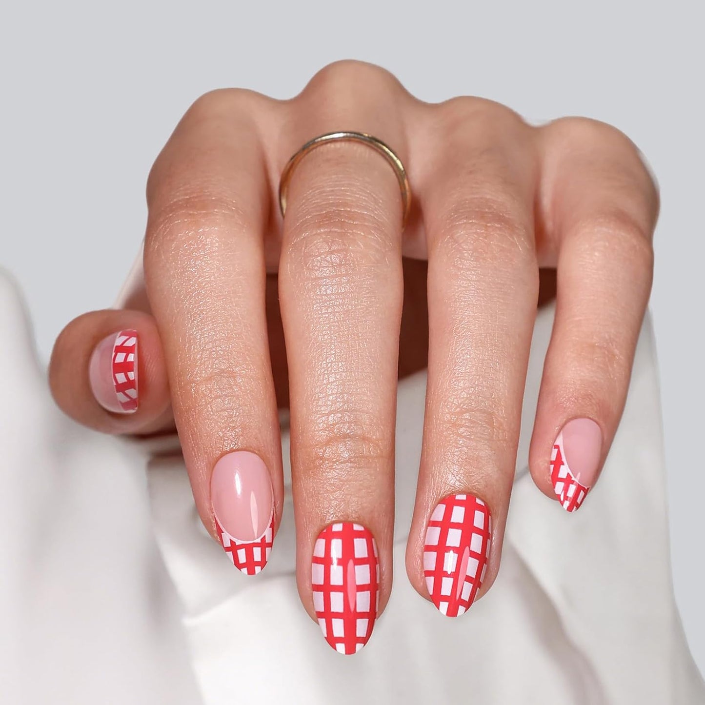 Chrome Press On Nails - Oval Soft Gel Nude Short for Women | 32 Reusable Glossy Glue-On Nails in 16 Sizes